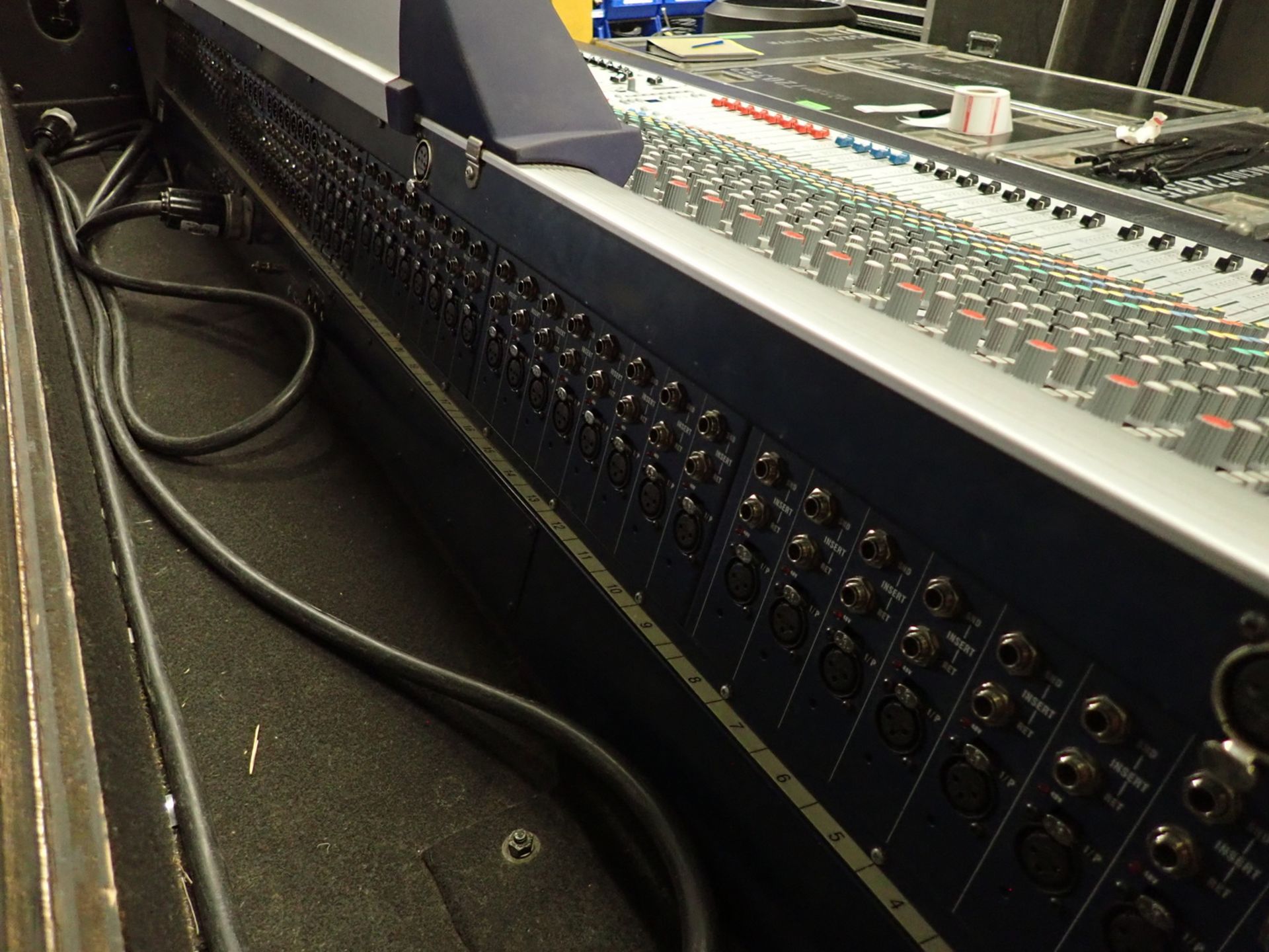 SOUND CRAFT MH3 32 +4 MIXING CONSOLE C/W ROLLING HARDCASE - Image 6 of 6