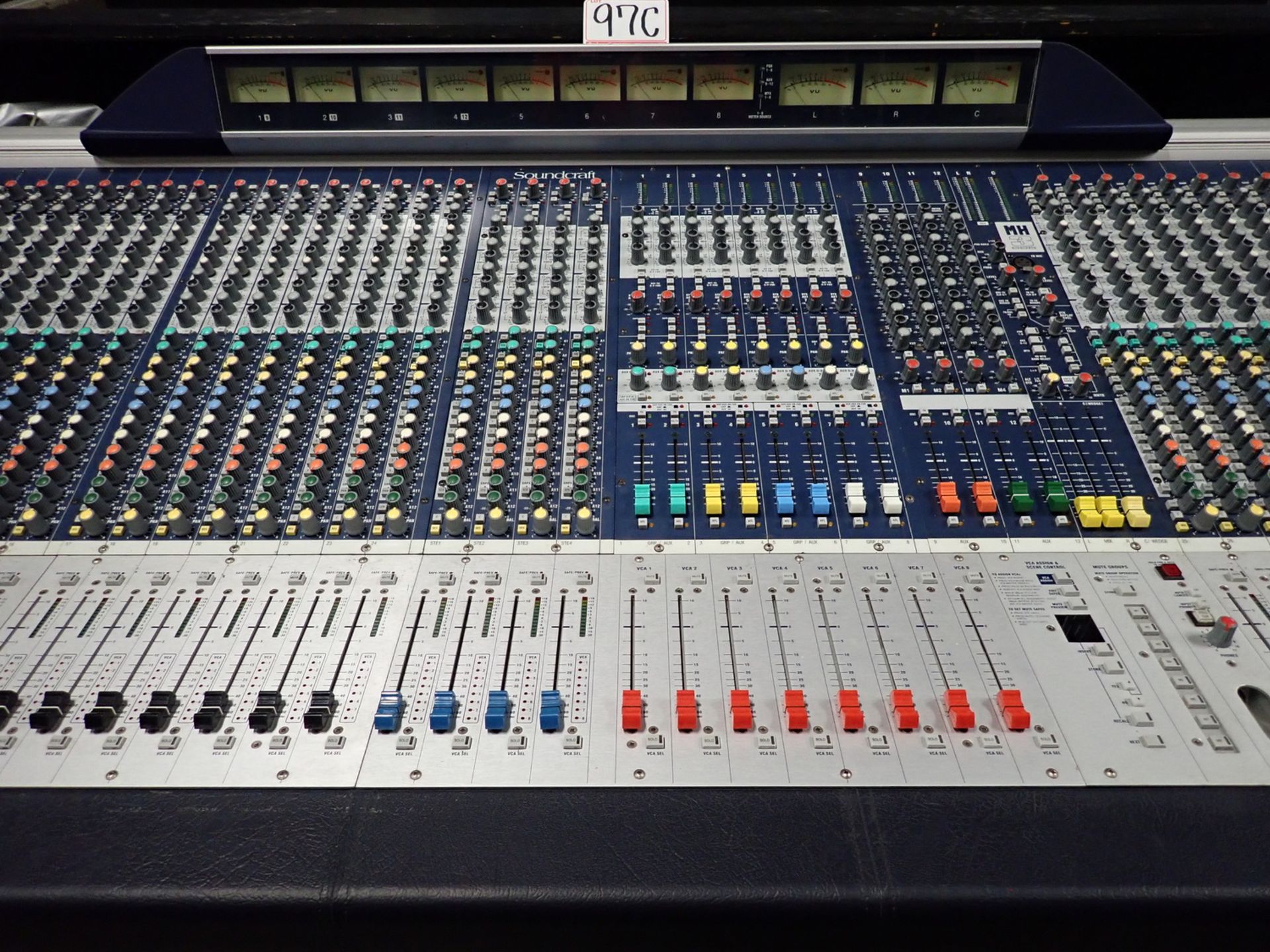 SOUND CRAFT MH3 32 +4 MIXING CONSOLE C/W ROLLING HARDCASE - Image 2 of 6