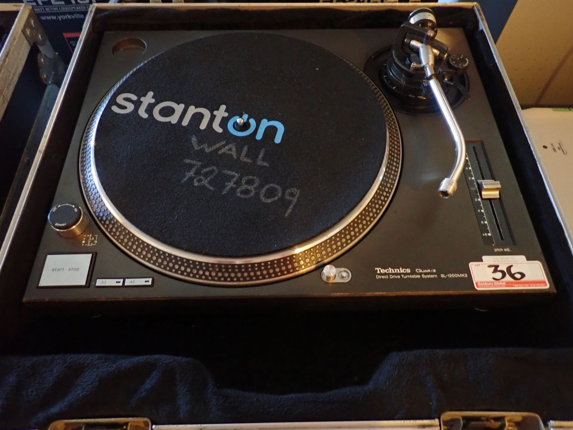 TECHNIC SL1200 MK2 TURNTABLE C/W HARD CASE