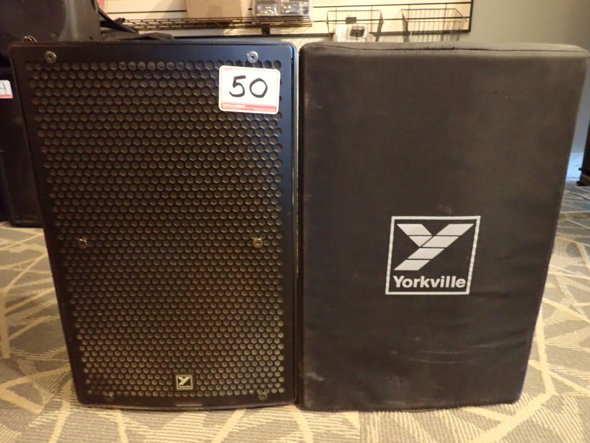 UNITS - YORKVILLE PARASOURCE PS12P POWERED SPEAKER C/W SOFT COVER