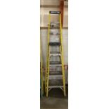 LOT - INDUSTRIAL LITE & REYNOLDS 8 & 5-STEP A-FRAME LADDERS (2 UNITS)