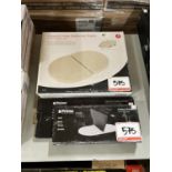 LOT - PRIMO ACCESSORIES - (3) FIREBOX DIVIDER FOR OVAL L & OVAL XL & CERAMIC HEAT DEFLECTOR PLATES