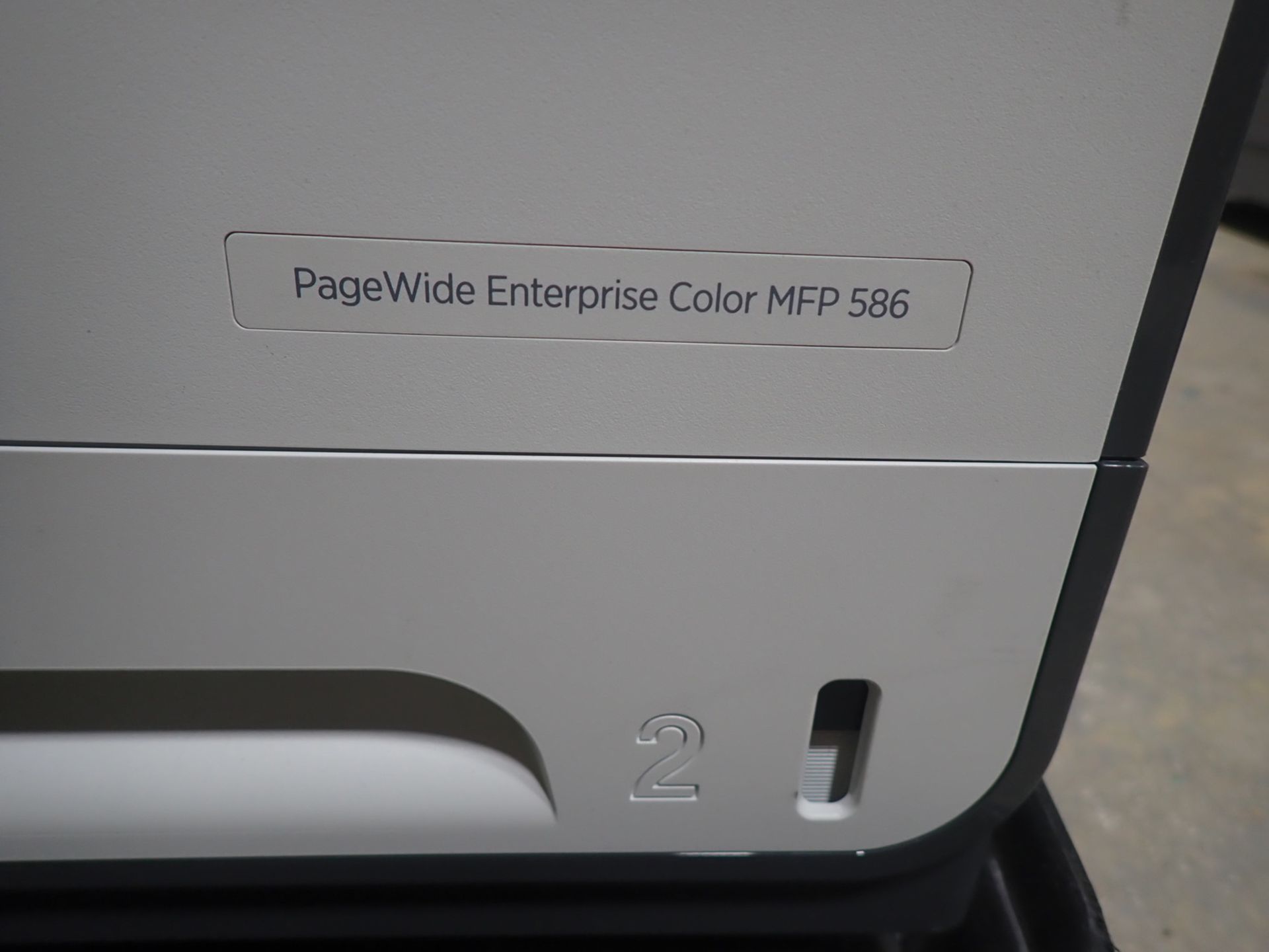HP PAGEWIDE ENTERPRISE COLOR MFP 586 PRINTER - Image 2 of 3