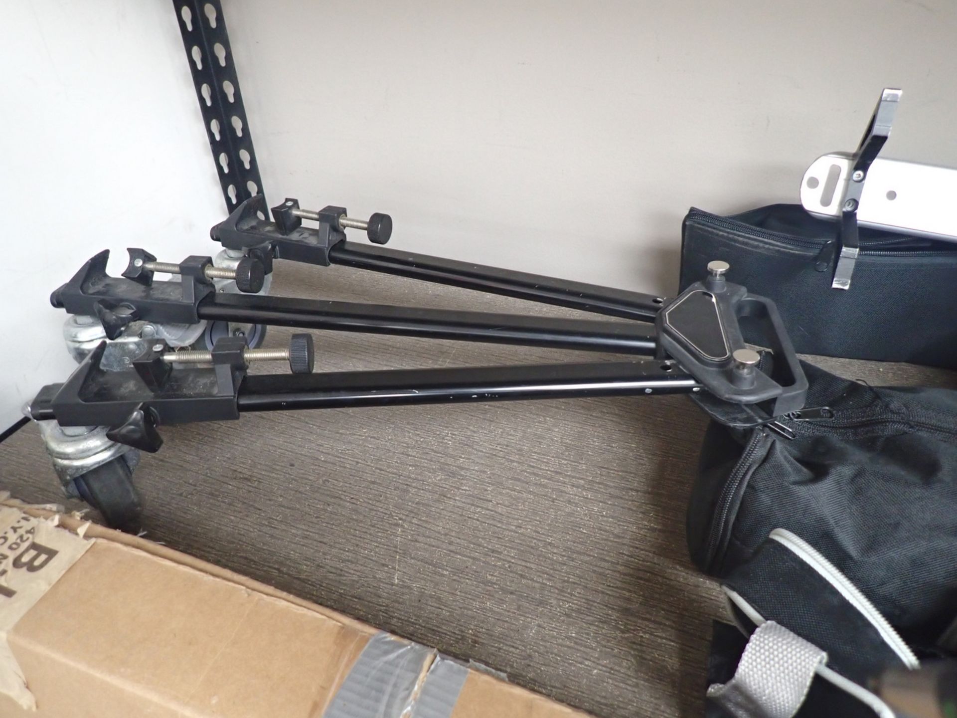 LOT - MANFROTTO TRIPODS (3), PORT BASE - Image 3 of 3