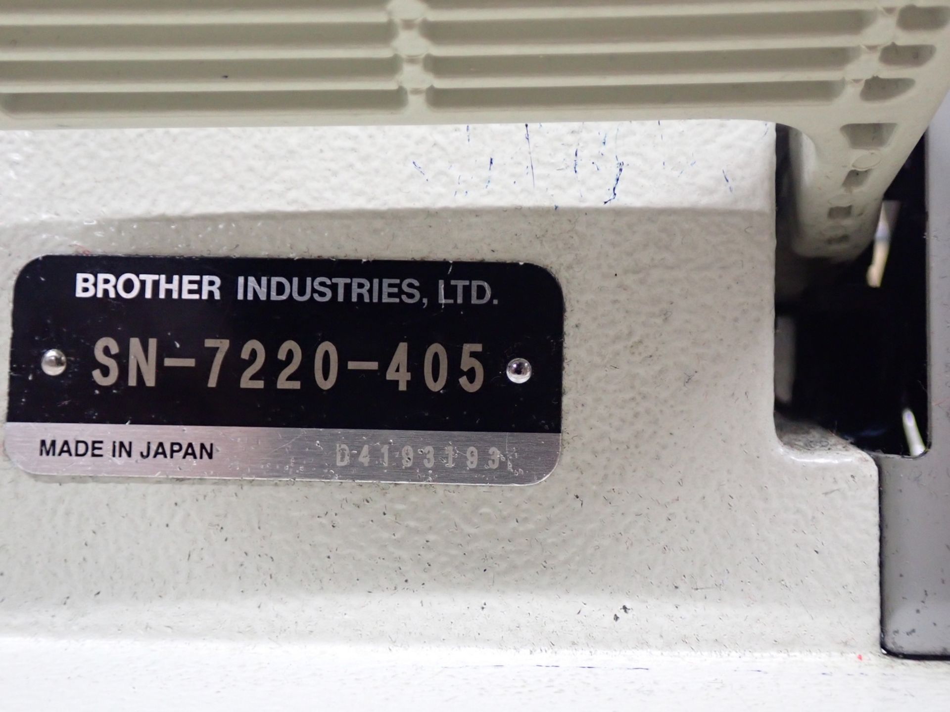 BROTHER SN-7220-405 SGLE NEEDLE W/ F40 CONTROLLER (110V) - Bild 2 aus 6