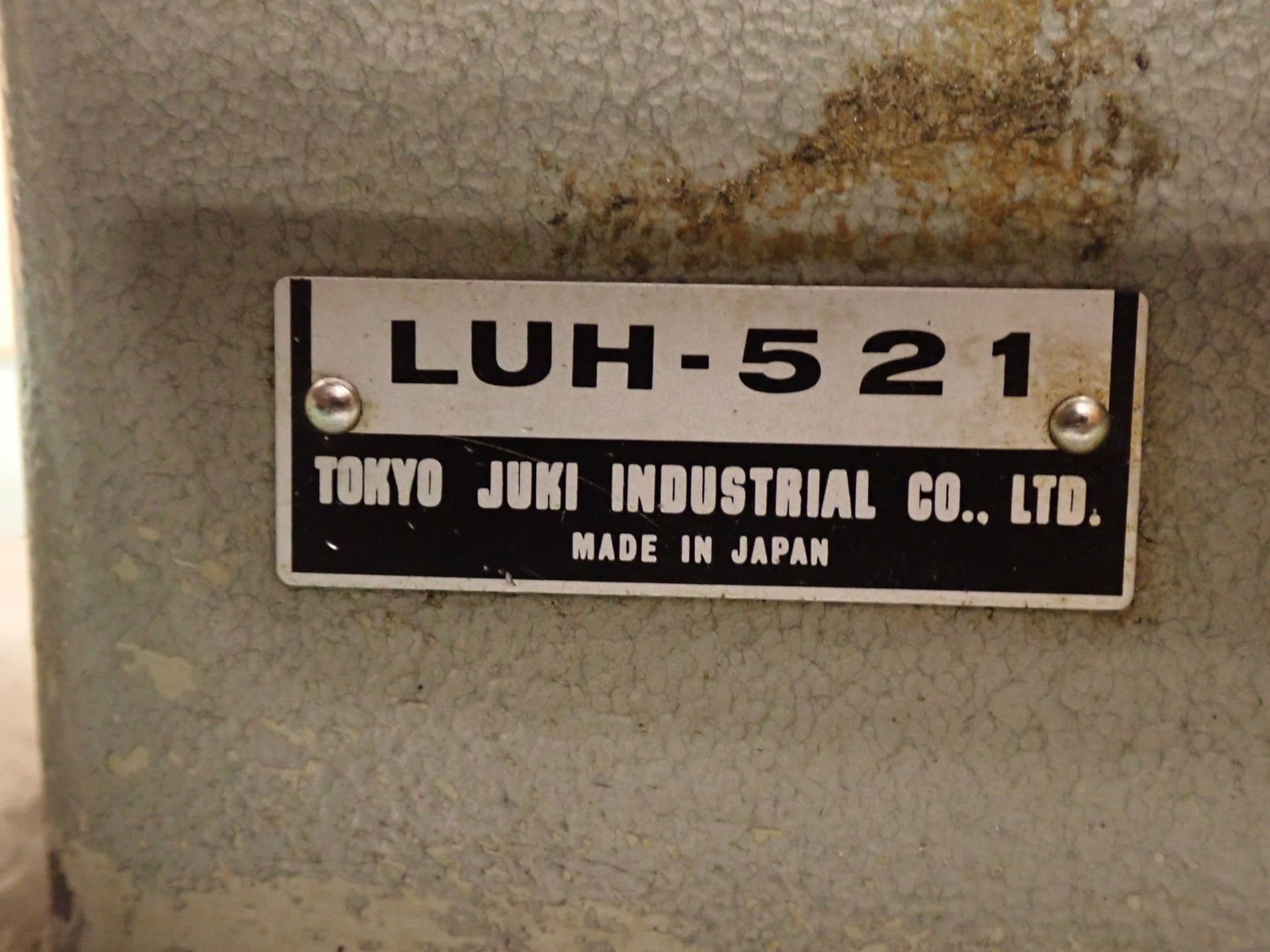 JUKI LUH-521 DOUBLE NEEDLE WALKING FOOT MACHINE - Image 2 of 8