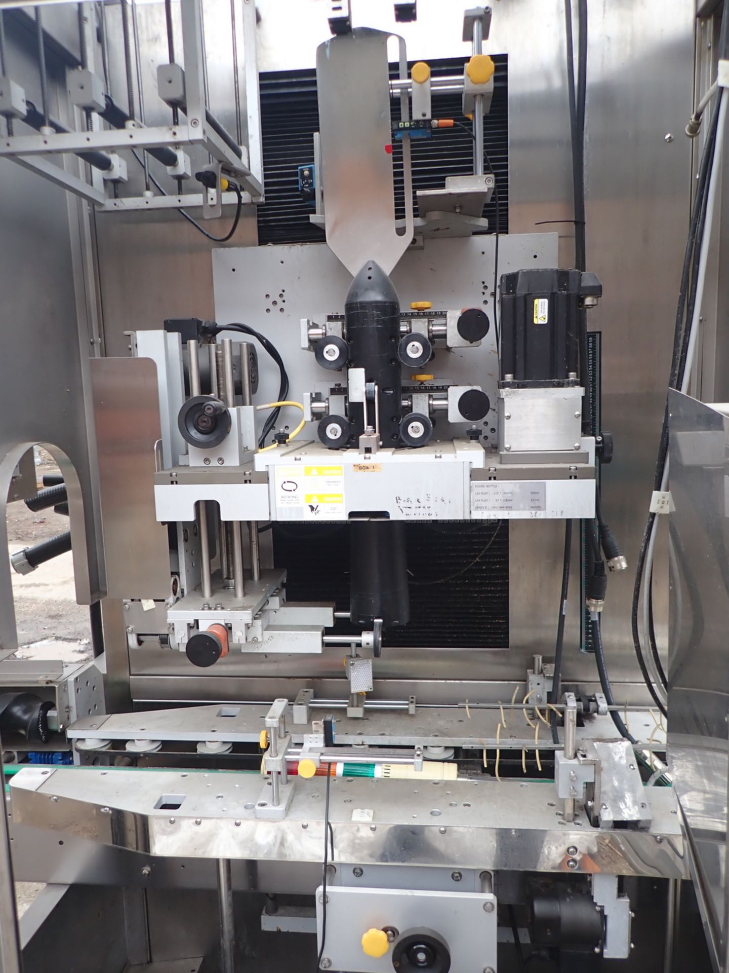 SLEAVE SEAL SSL-600 SHRINK SLEEVE LABELER, S/N L601004069 W/ ASSTD ...