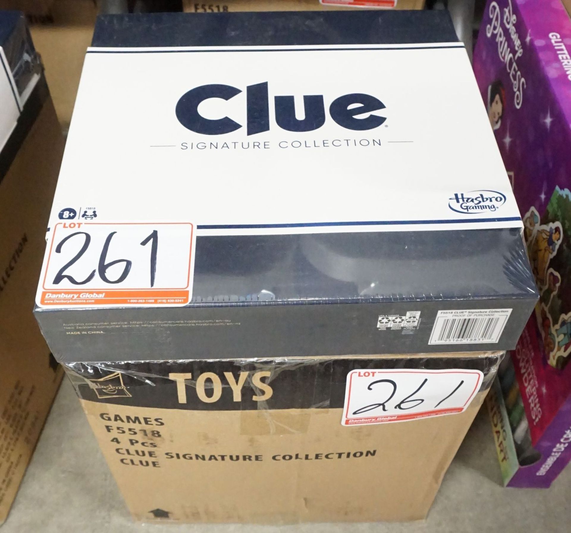 UNITS - HASBRO CLUE SIGNATURE COLLECTION BOARD GAME