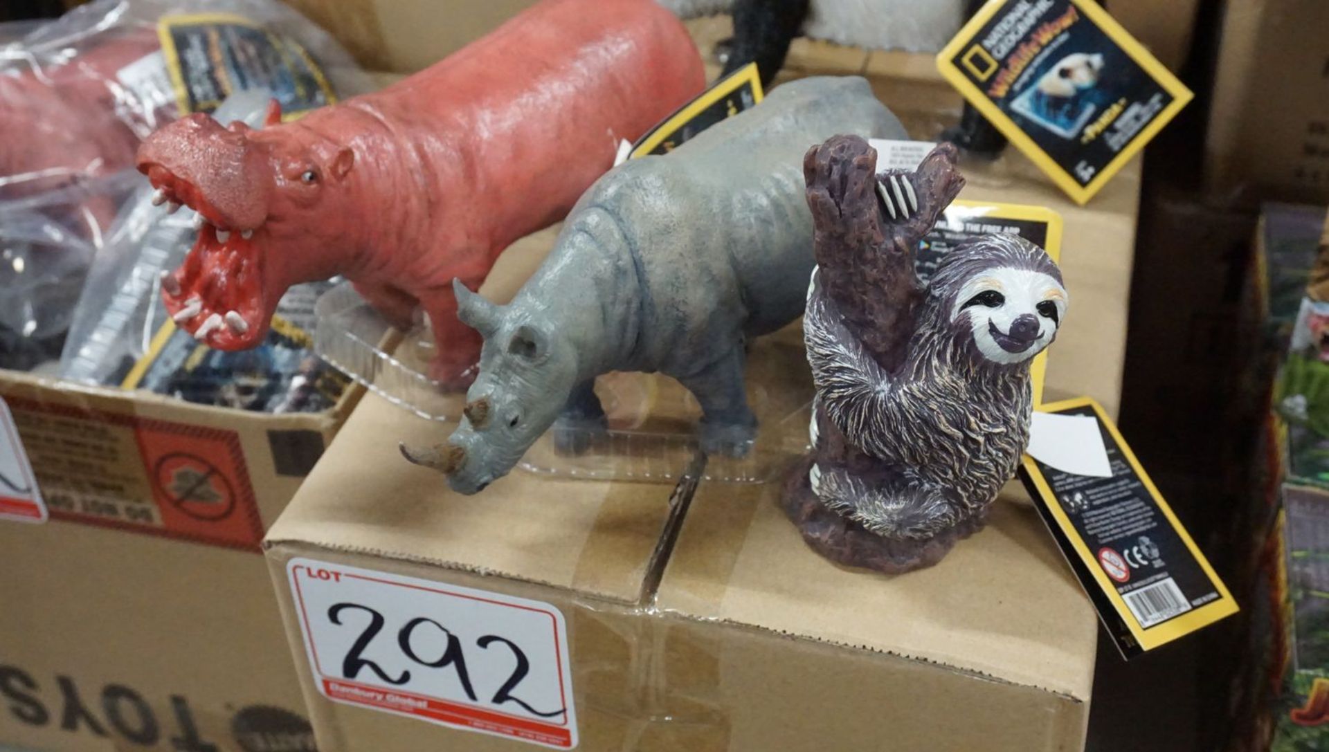 LOT - JUMANJI & NATIONAL GEOGRAPHIC LION, WILD LIFE RHINOCEROS, ELEPHANT, PANDA & HIPPO TOYS - Image 4 of 6