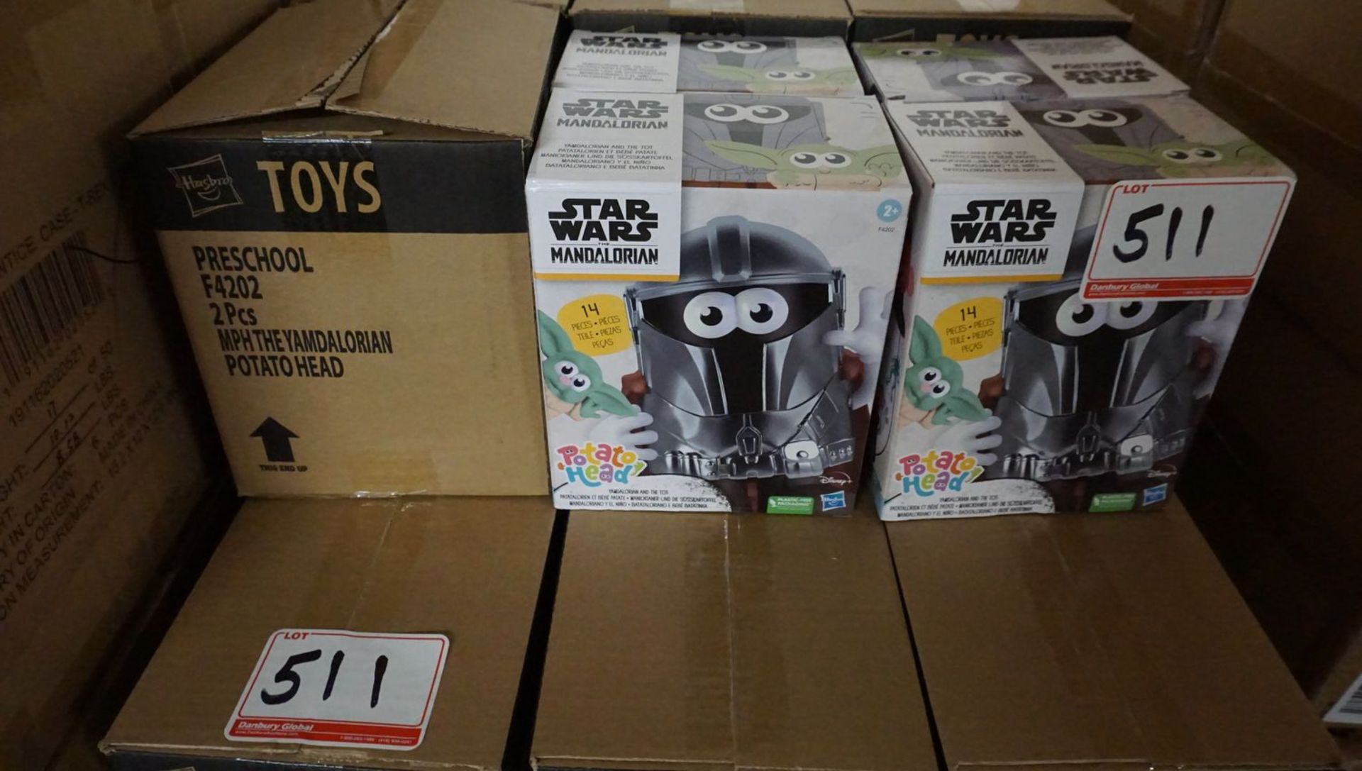 LOT - (55 BOXES) STARWARS MANDALORIAN TOYS (2 PCS/BOX) & (16 BOXES) DINO WORKSHOP CASES (6 PCS/BOX) - Image 4 of 4