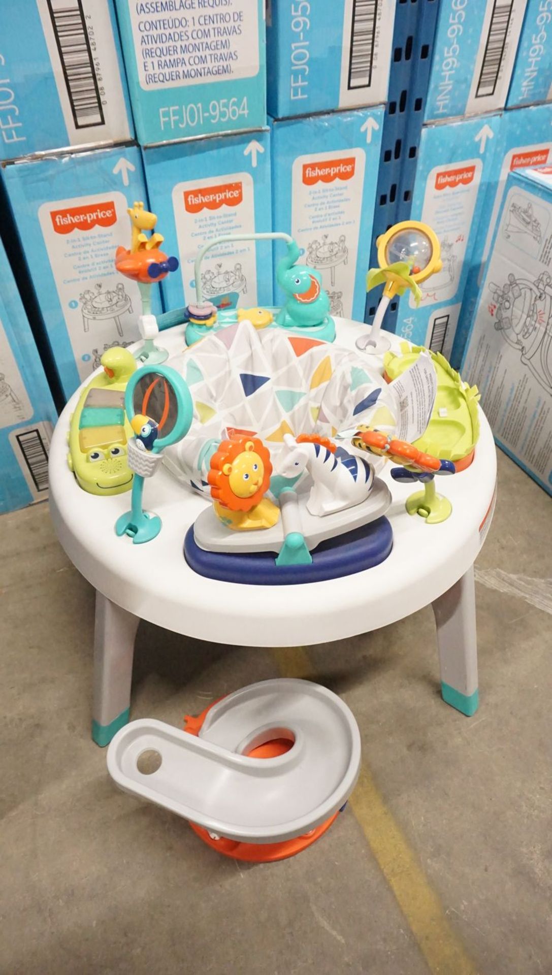 FISHER PRICE 2-IN-1 SIT & STAND ACTIVITY CENTRE (FFJ01-9564) (MSRP 129.99) - Image 3 of 3