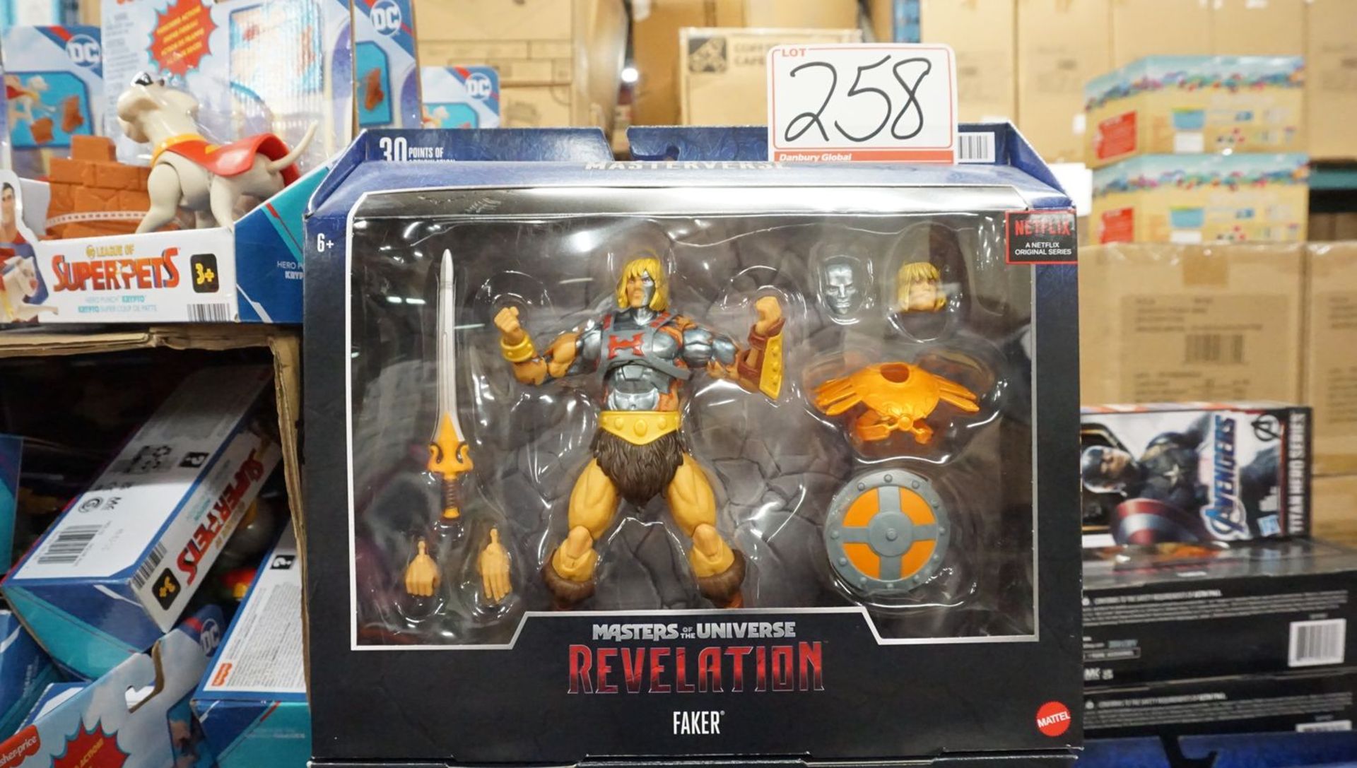 LOT - HASBRO & MATEL LEGENDS, REVELATIONS, DARKSTAR BUILD-A-FIGURE - Image 4 of 4