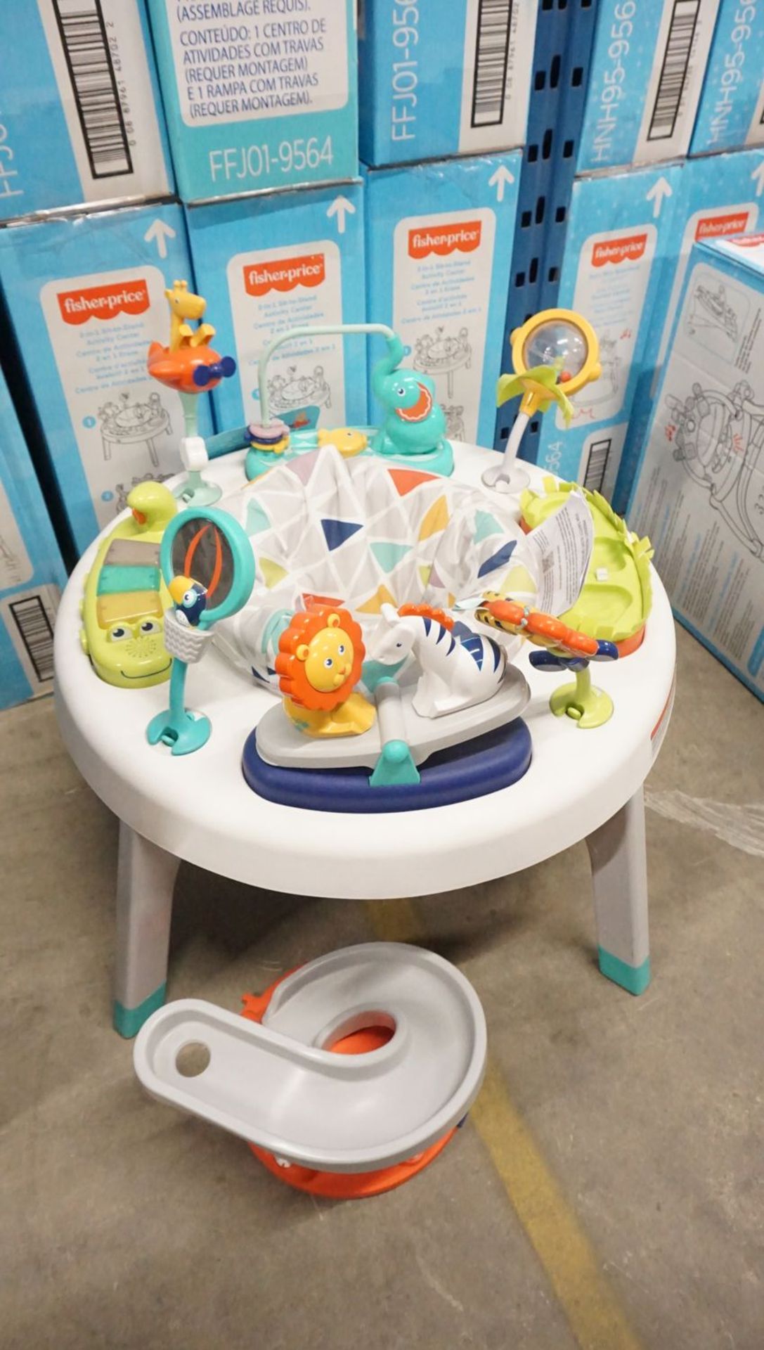 FISHER PRICE 2-IN-1 SIT & STAND ACTIVITY CENTRE (FFJ01-9564) (MSRP 129.99) - Image 3 of 3