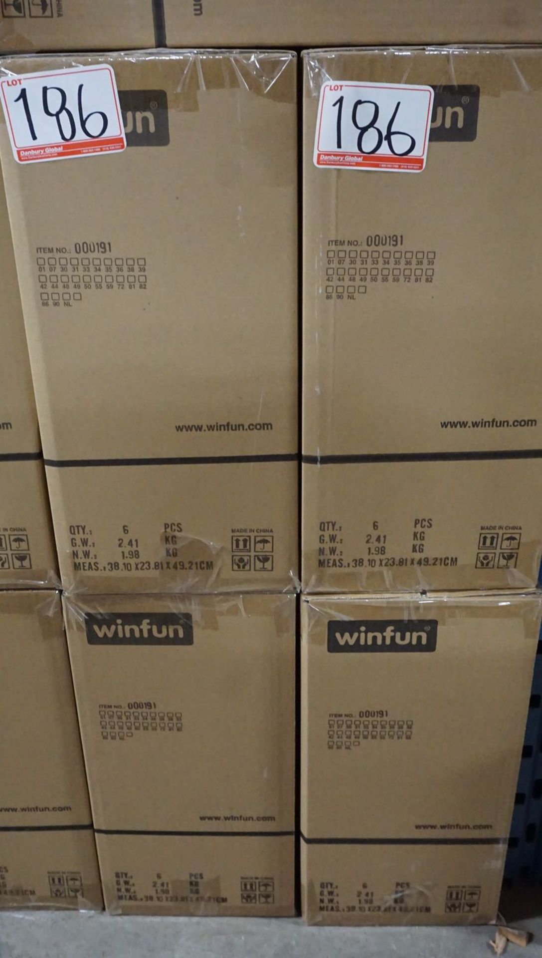 BOXES - WINFUN MOMMY & BABY ELEPHANT (6 PCS/BOX) - Image 2 of 2