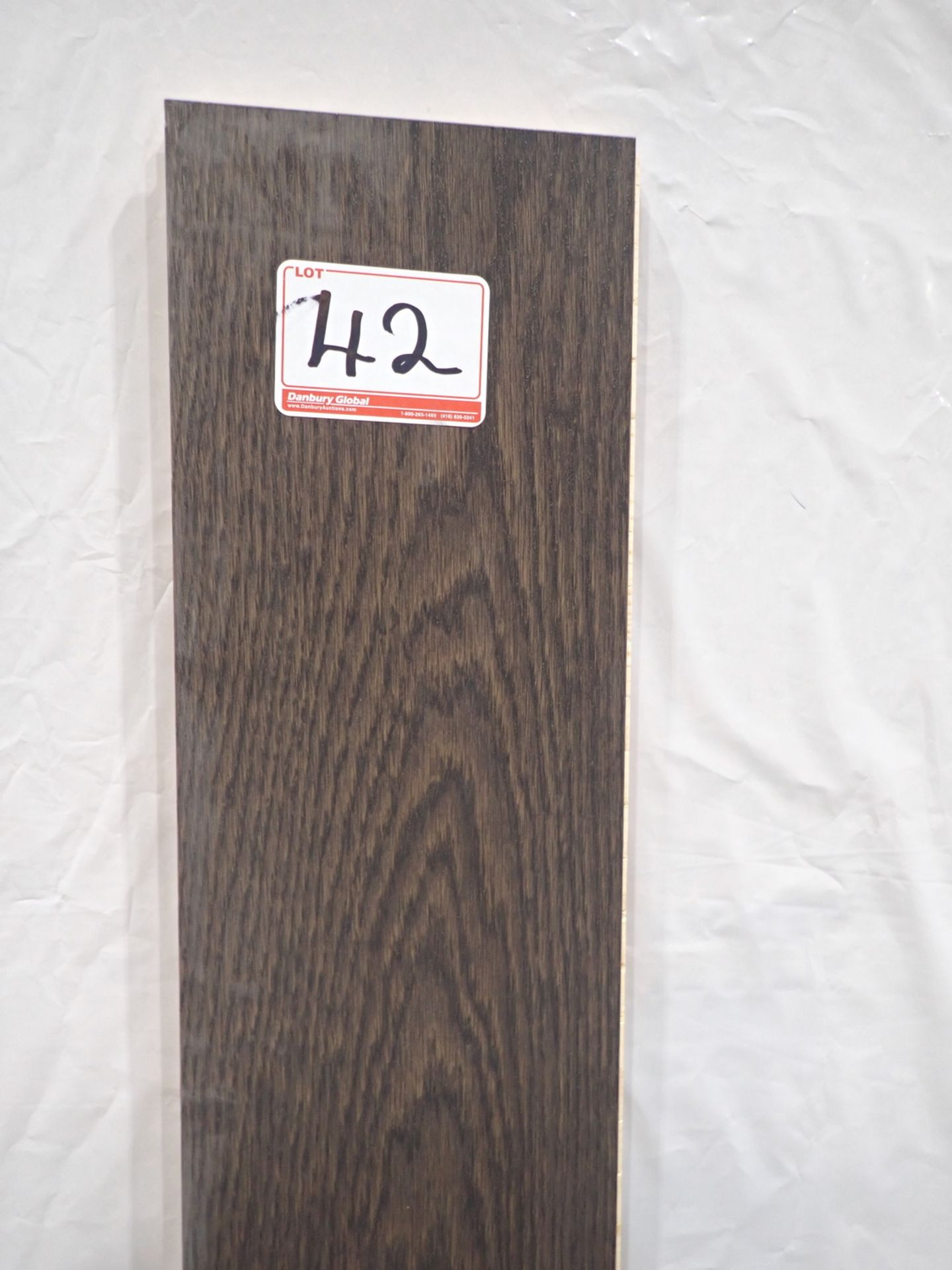 BOXES - WHITE OAK GOTHAM 7-3/4" X 3/4" ENGINEERED HARDWOOD FLOORING (17.6 SQFT/BOX)