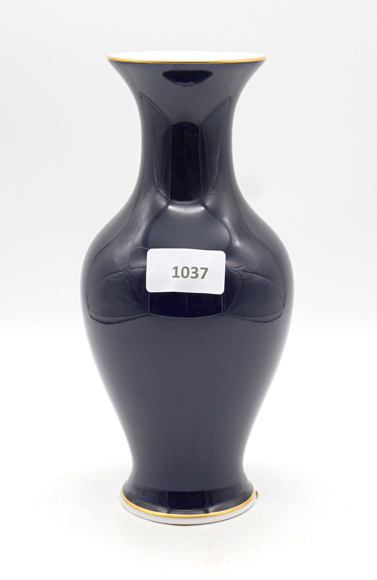 Staatlich Meissen: Klassische kobaltblaue Vase - Bild 2 aus 2
