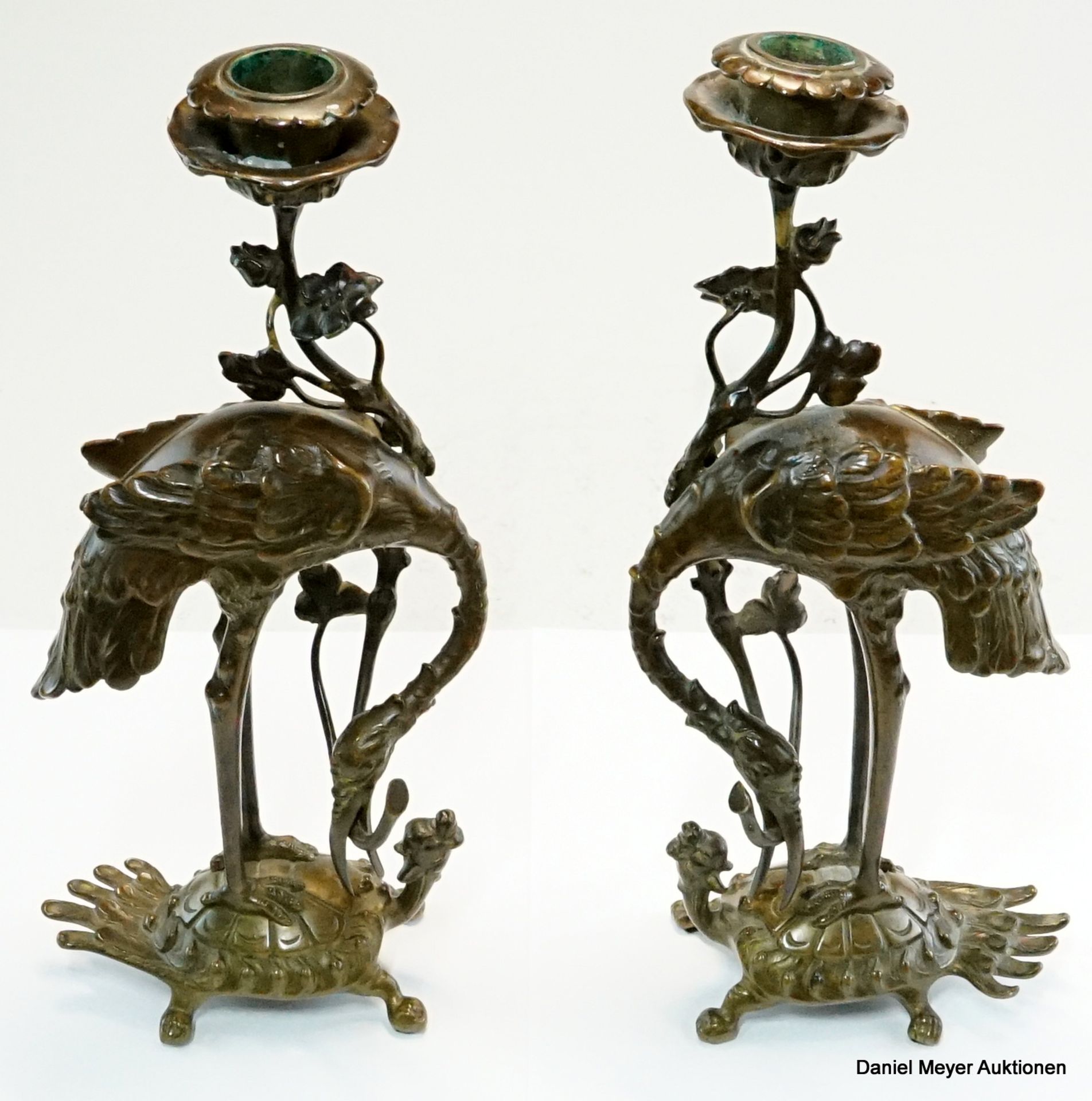 Pärchen japanische Bronzeleuchter als Reiher ca. 1880