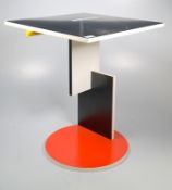 Gerrit Rietveld Schröder Tisch