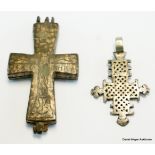 2 koptische Kreuze.  Byzantinisches Klappkreuz  etc.