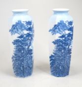 Pärchen japanische Porzellanvasen