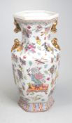 Chinesische sechseckige Vase