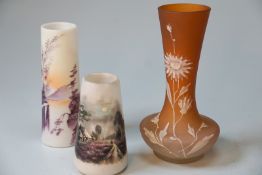 2 Vasen Stil Nancy-Schule u. 1 Vase Stil Westmoreland