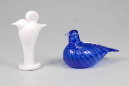 Iittala Finnland: Birds by Toikka: Jahresvögel Baby Bluebird, White Bird Valdemar