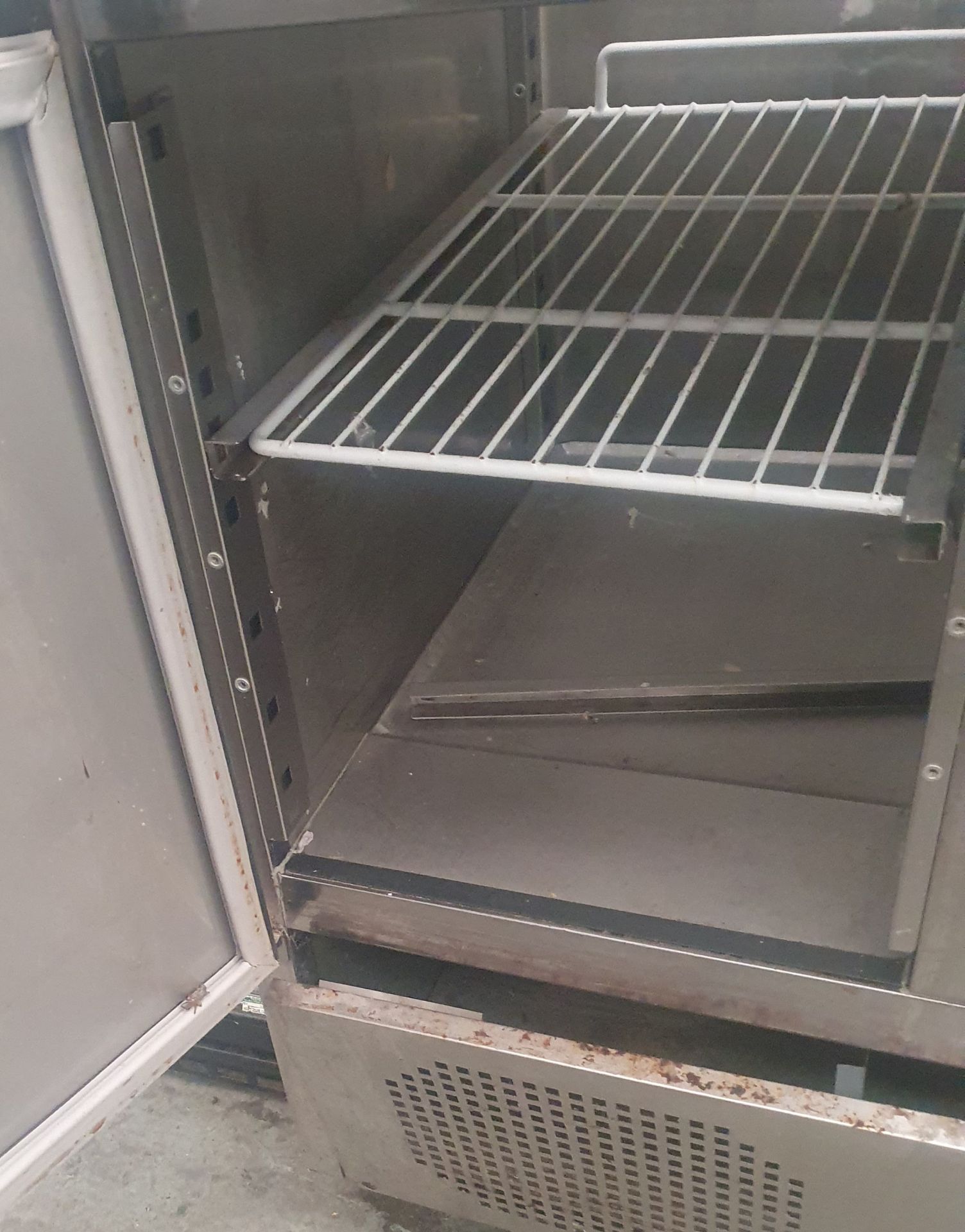 3 Door Prep Fridge - Image 2 of 4