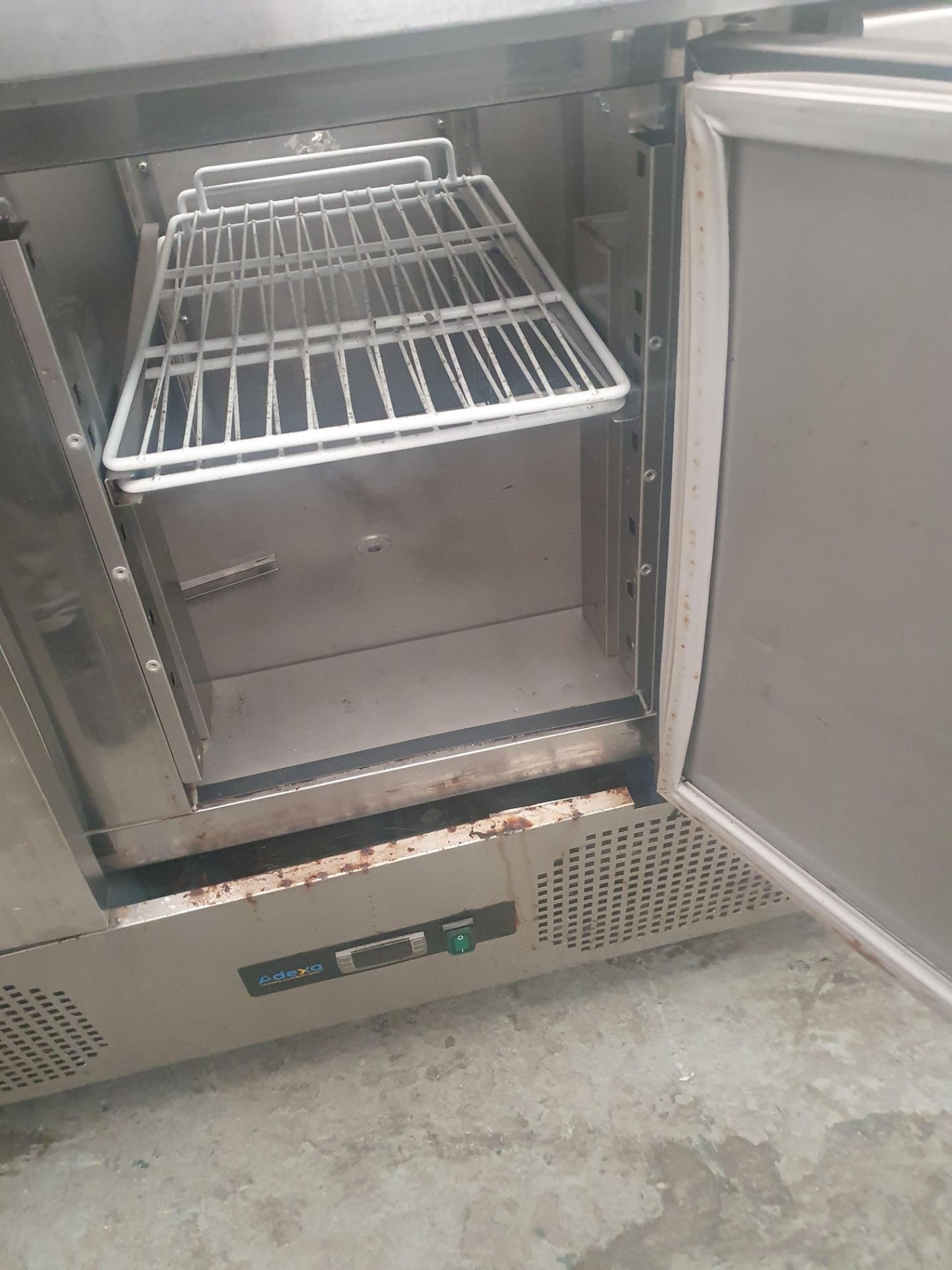 3 Door Prep Fridge - Image 3 of 4