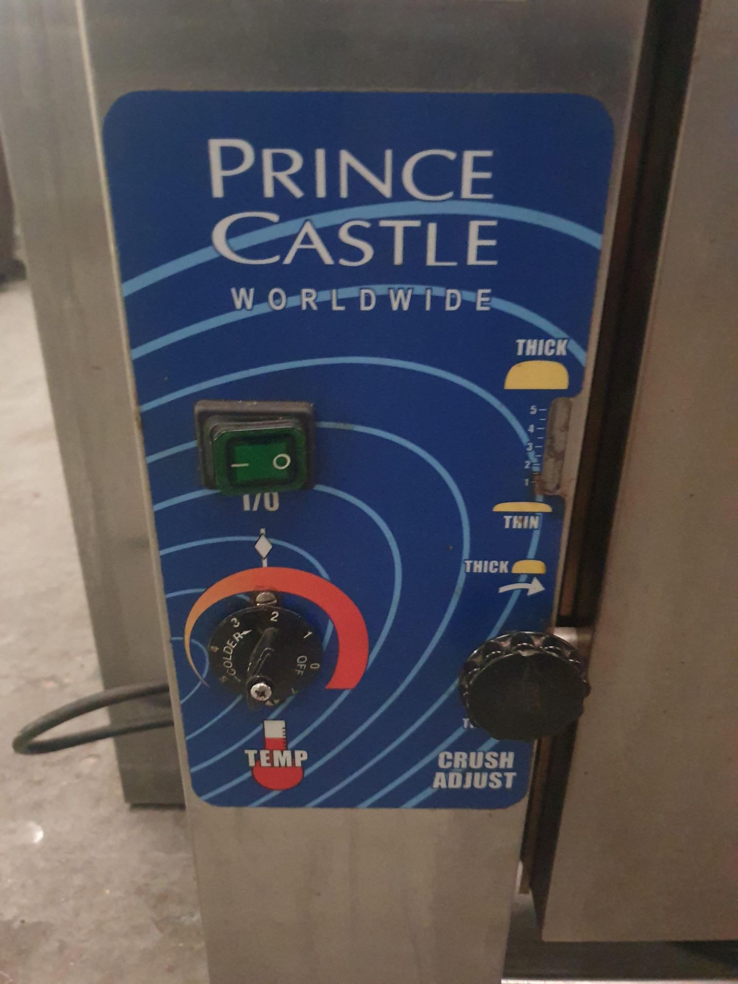 Princess Castle Bun Toaster - Image 2 of 3