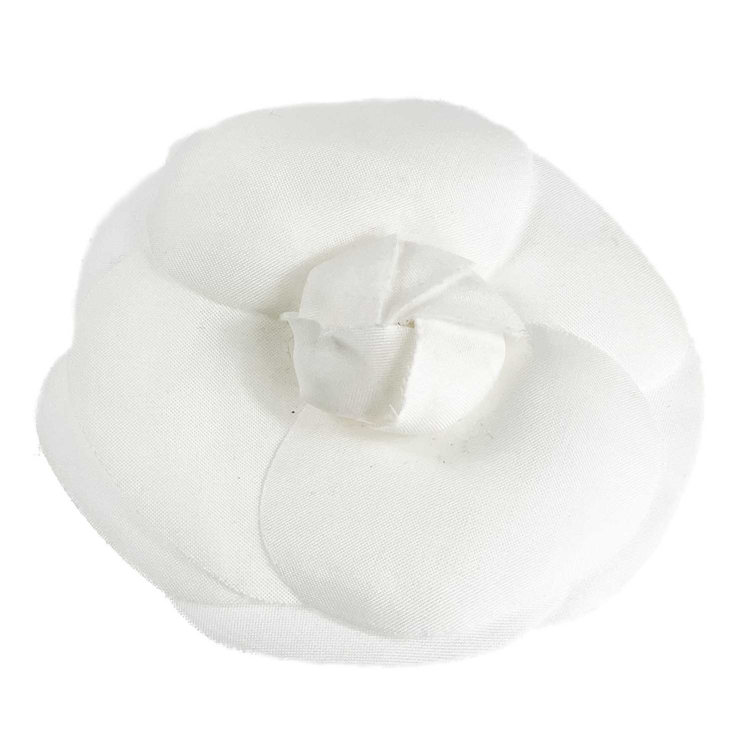 Two 1980s Chanel camellia fabric flower brooches. - Image 3 of 4