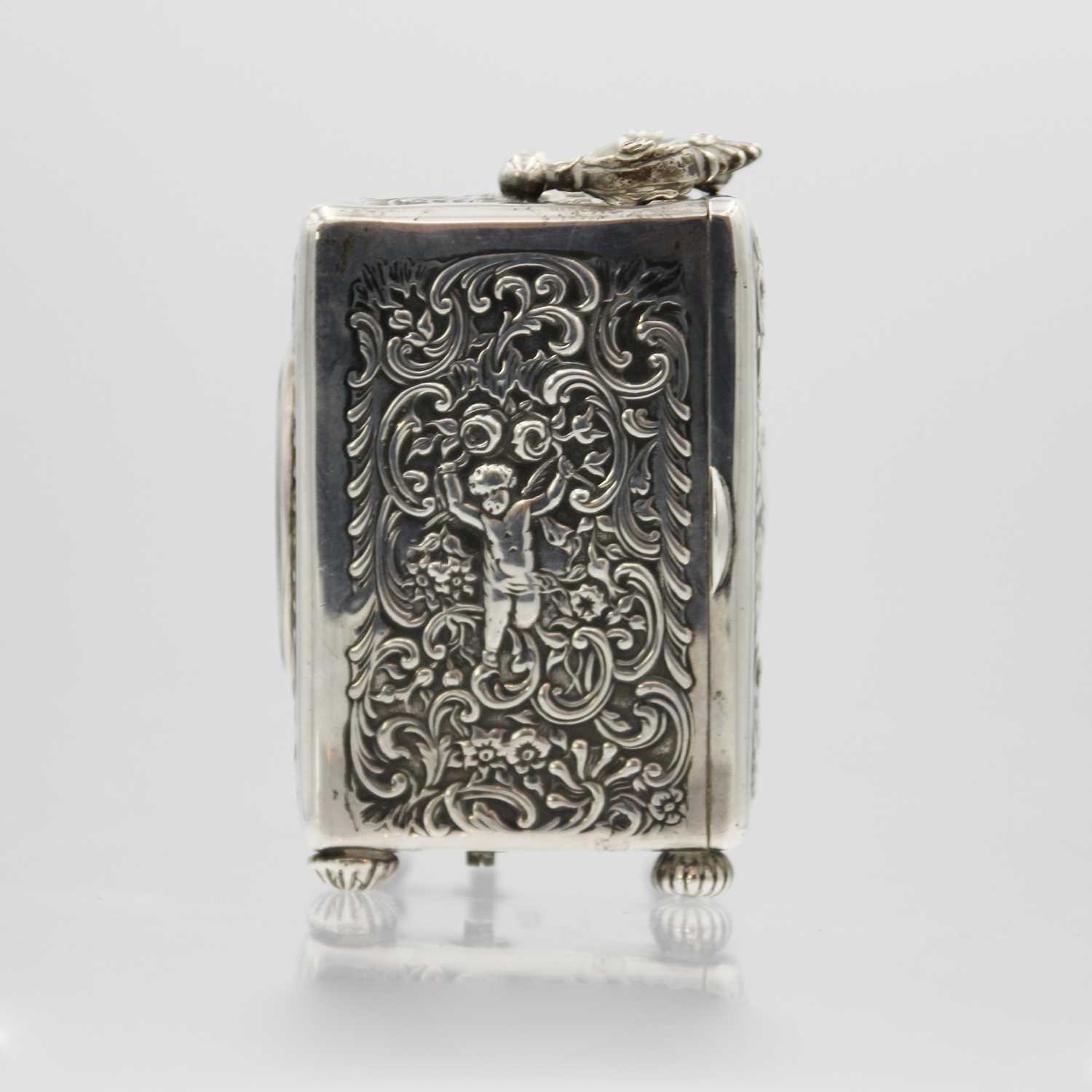A good Victorian silver timepiece by William Comyns & Sons. - Image 5 of 5