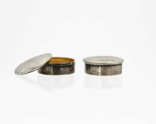 A pair of George V silver pill boxes by Synyer & Beddoes.