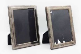 A pair of modern silver photo frames by Carr's of Sheffield Ltd.