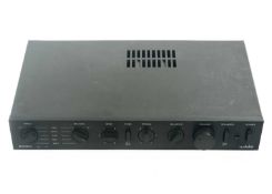 Audiolab 8000A.