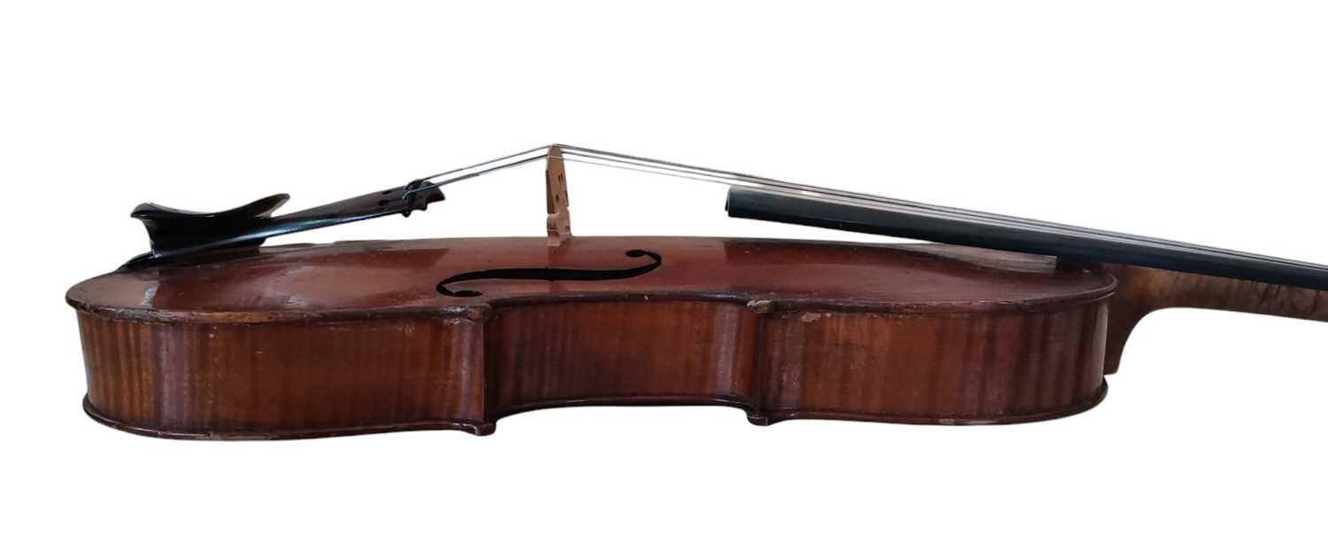 A viola and a violin, circa 1900. - Image 8 of 14