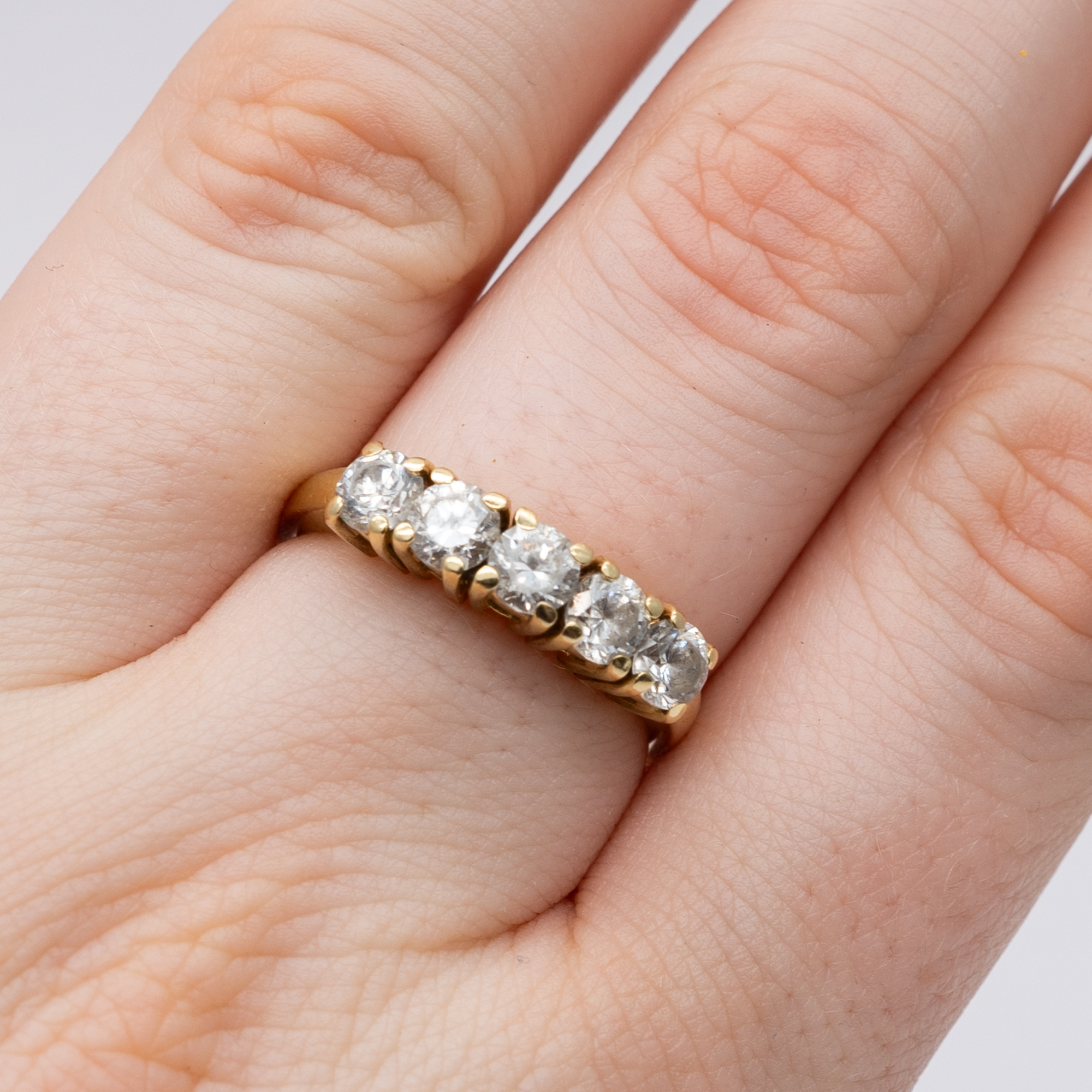 A 14ct yellow gold cz set eternity ring - Image 4 of 6