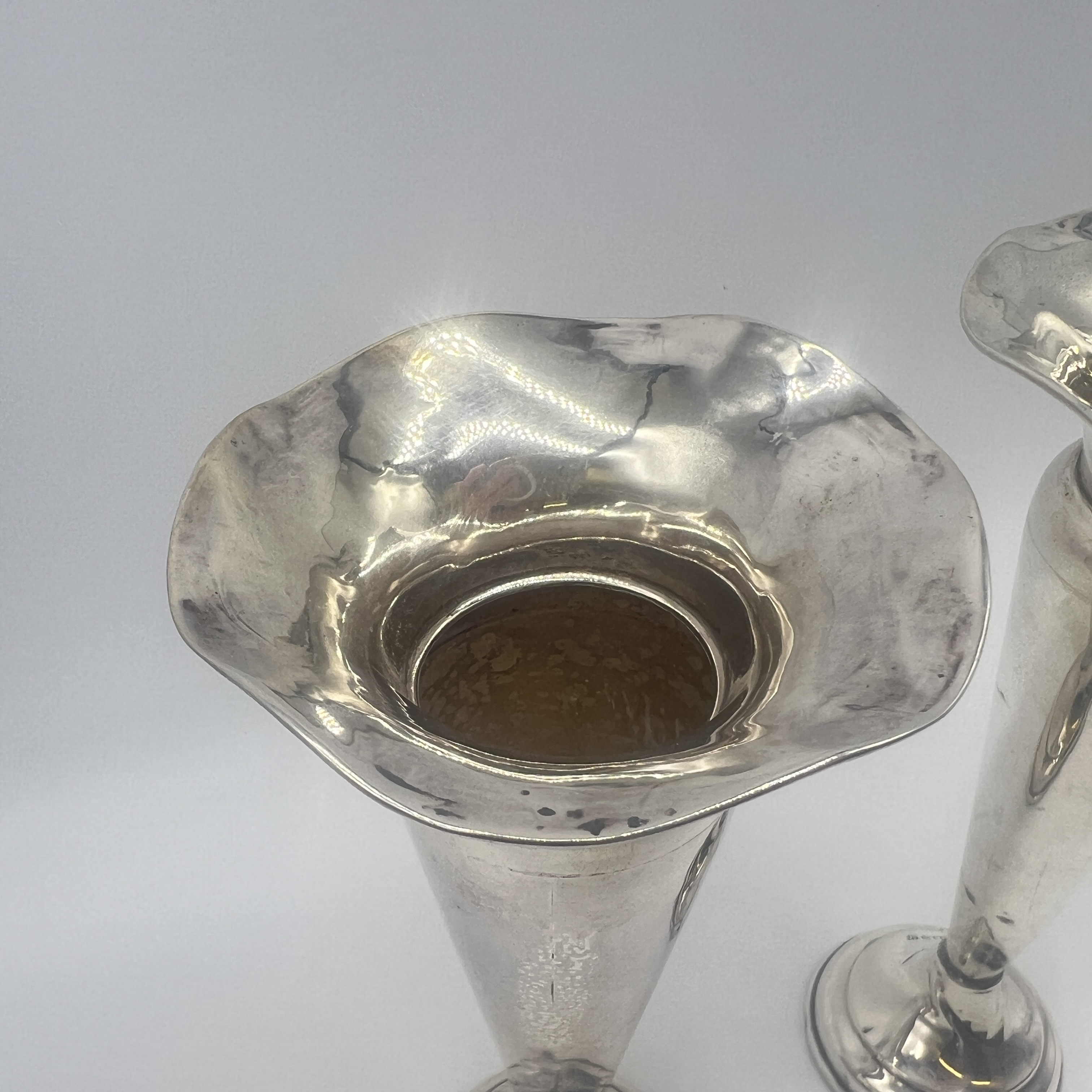 2x silver vases - Bild 2 aus 3