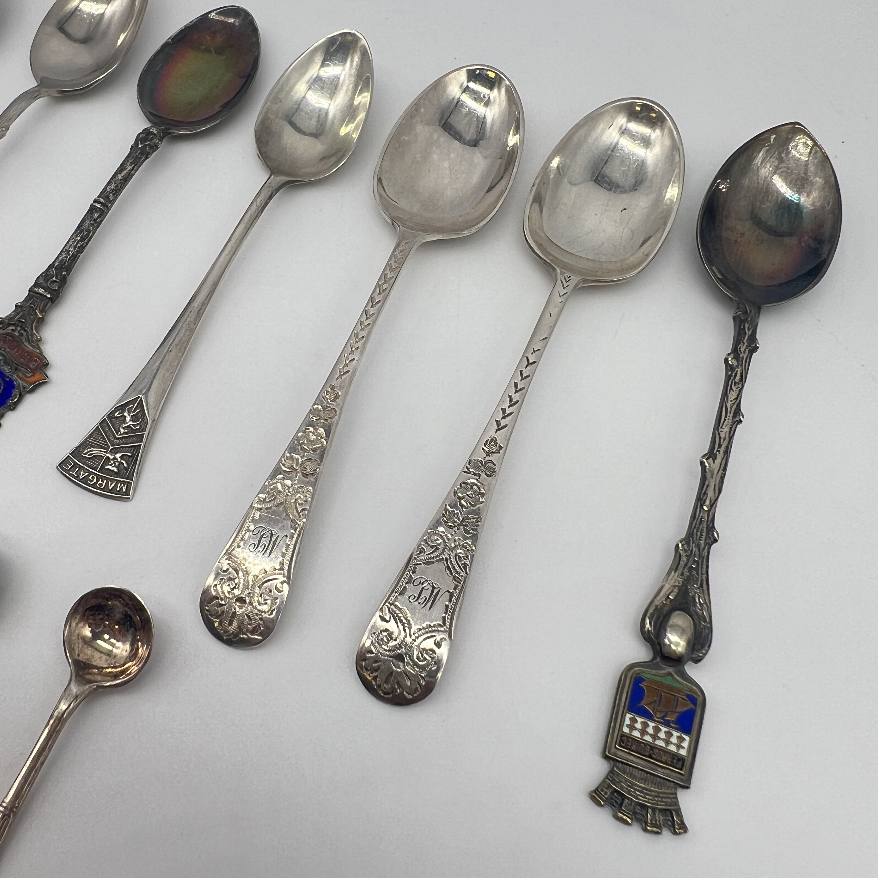 A mixed lot of teaspoons - Image 4 of 5