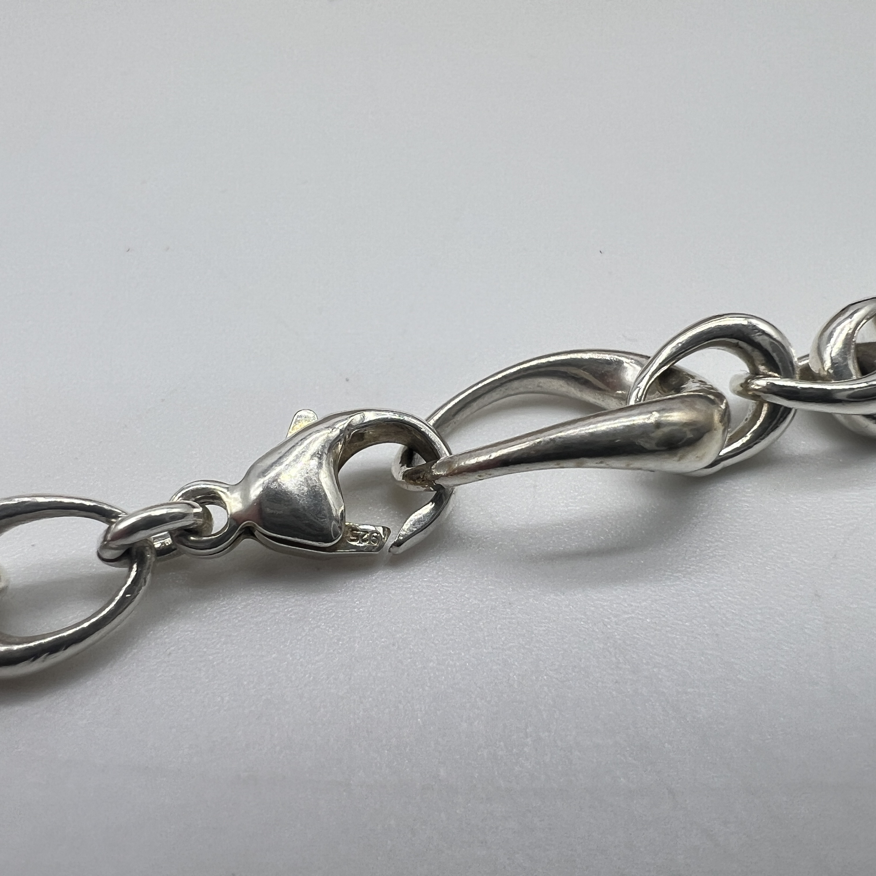 A silver Georg Jensen necklace and bracelet - Image 5 of 7