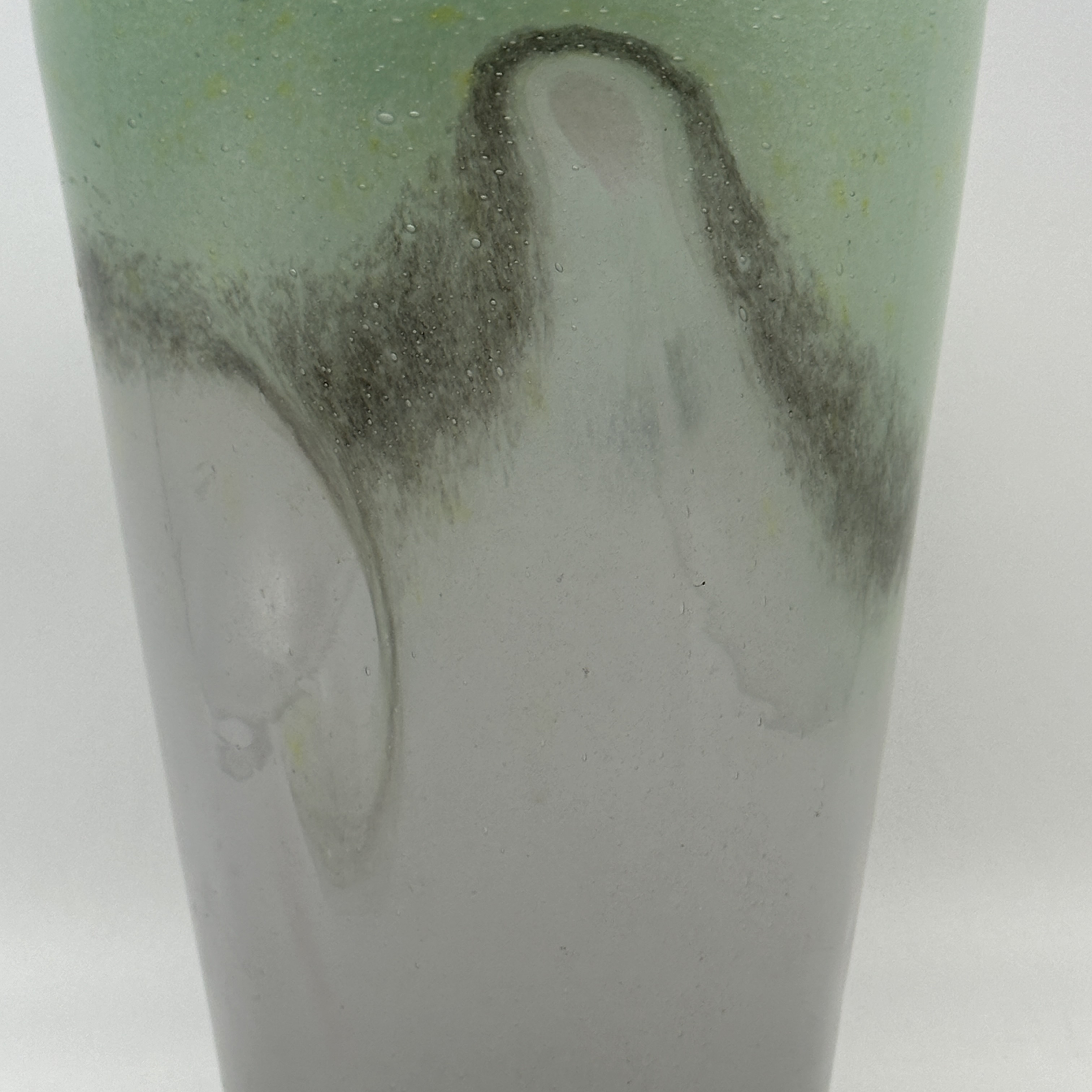 A Vasart glass vase - Image 3 of 4