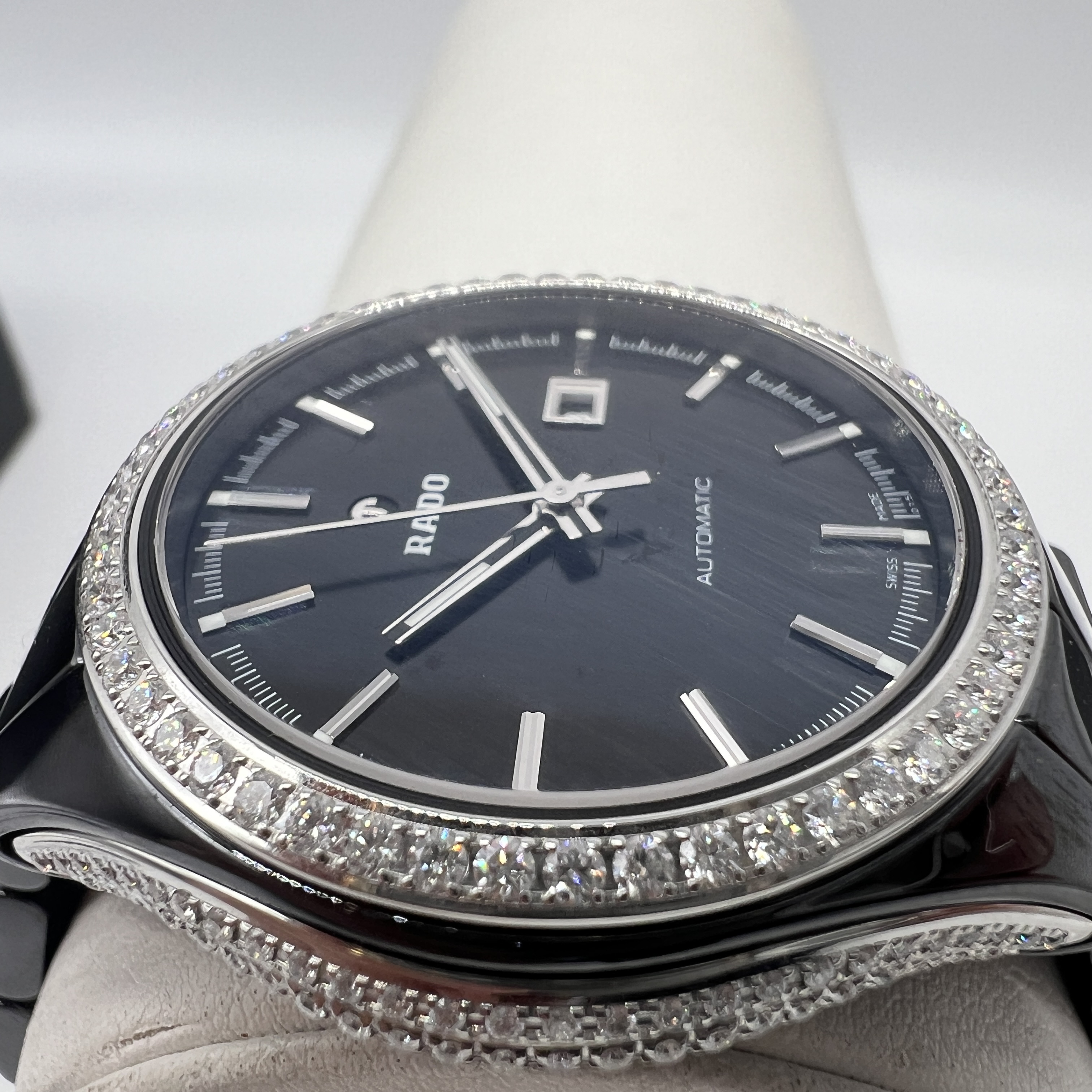 A Rado diamond encrusted watch - Image 9 of 10