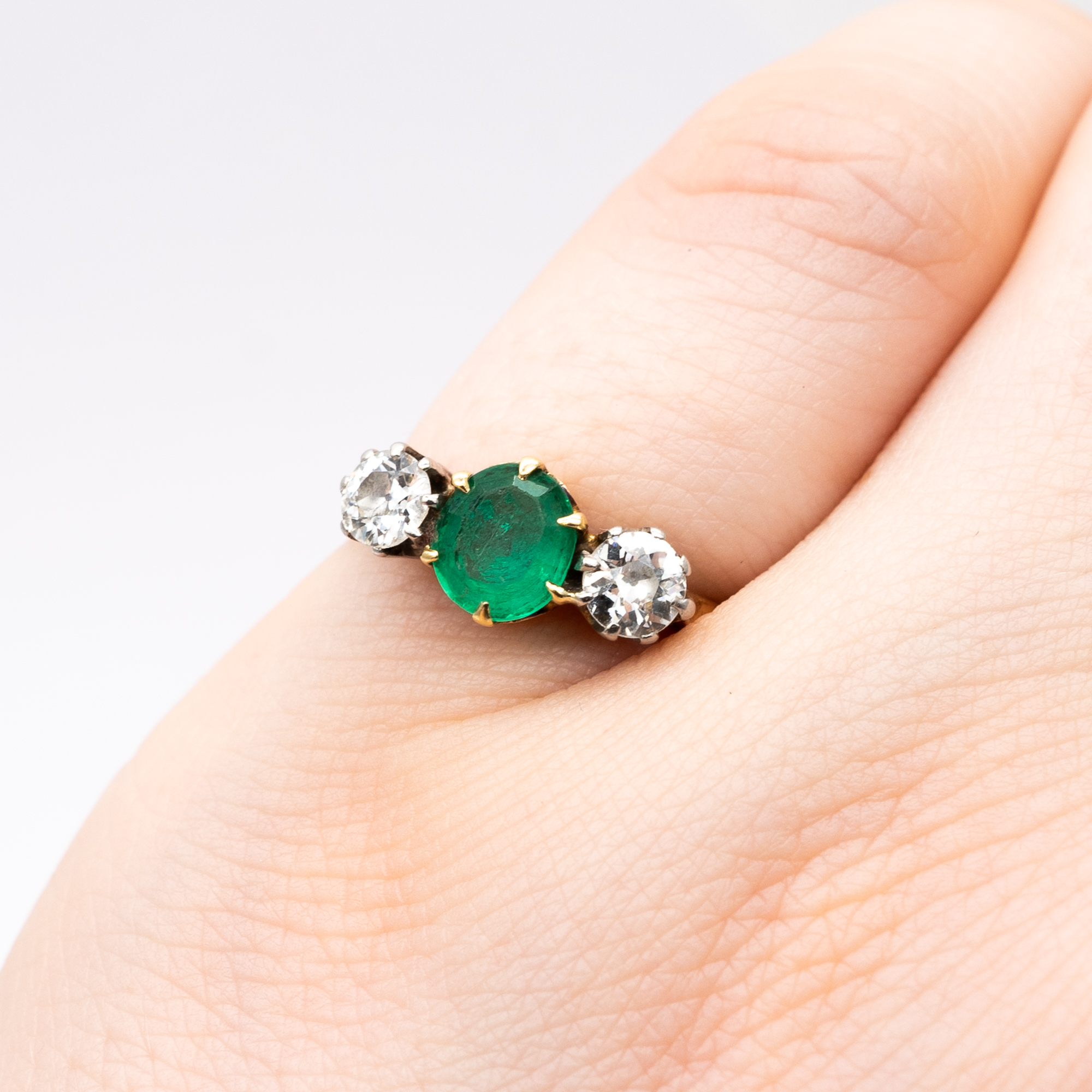 An 18ct yellow gold emerald and diamond ring - Image 6 of 6