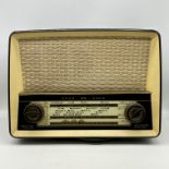 A bacolite radio