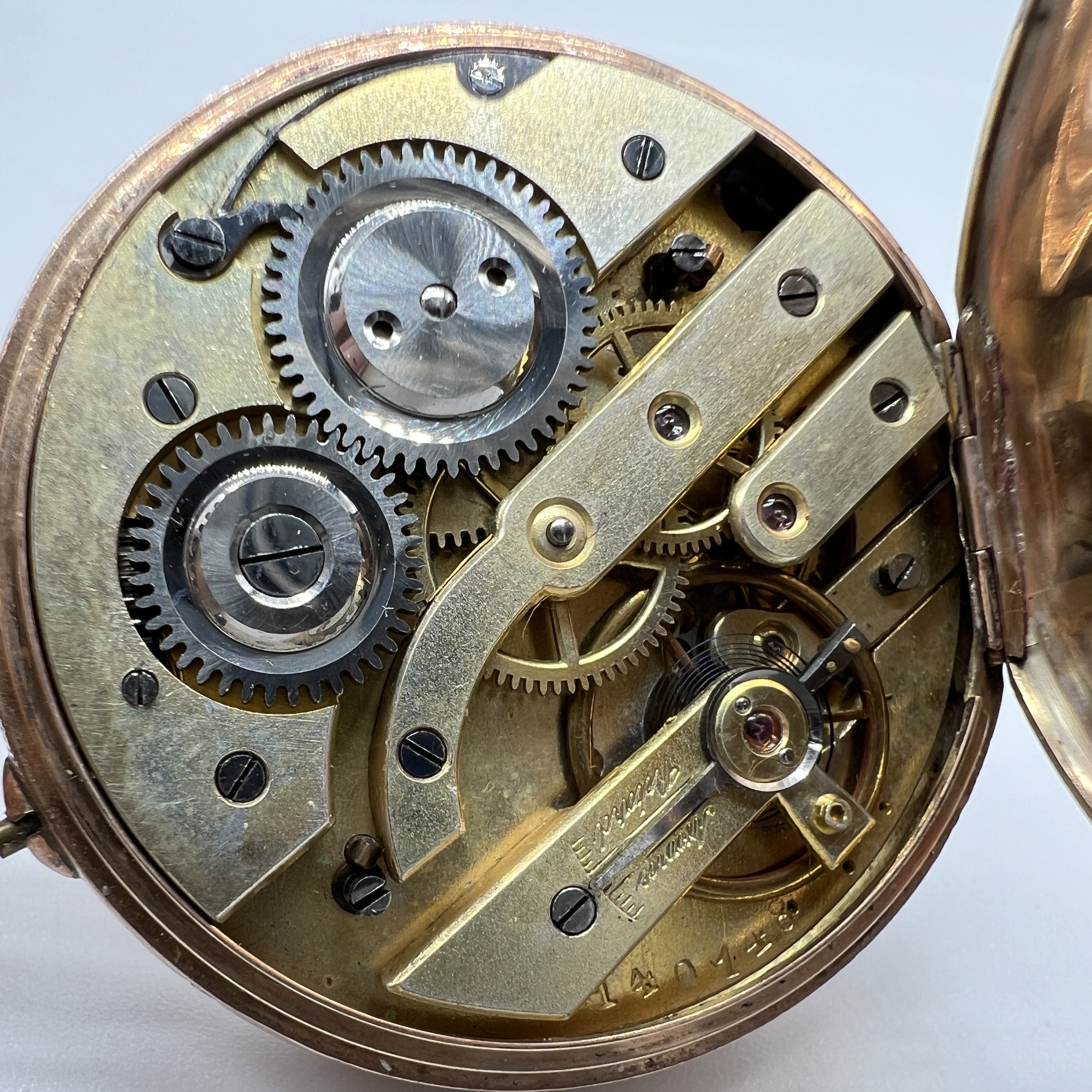 A 9ct yellow gold victorian pocket watch - Image 4 of 5