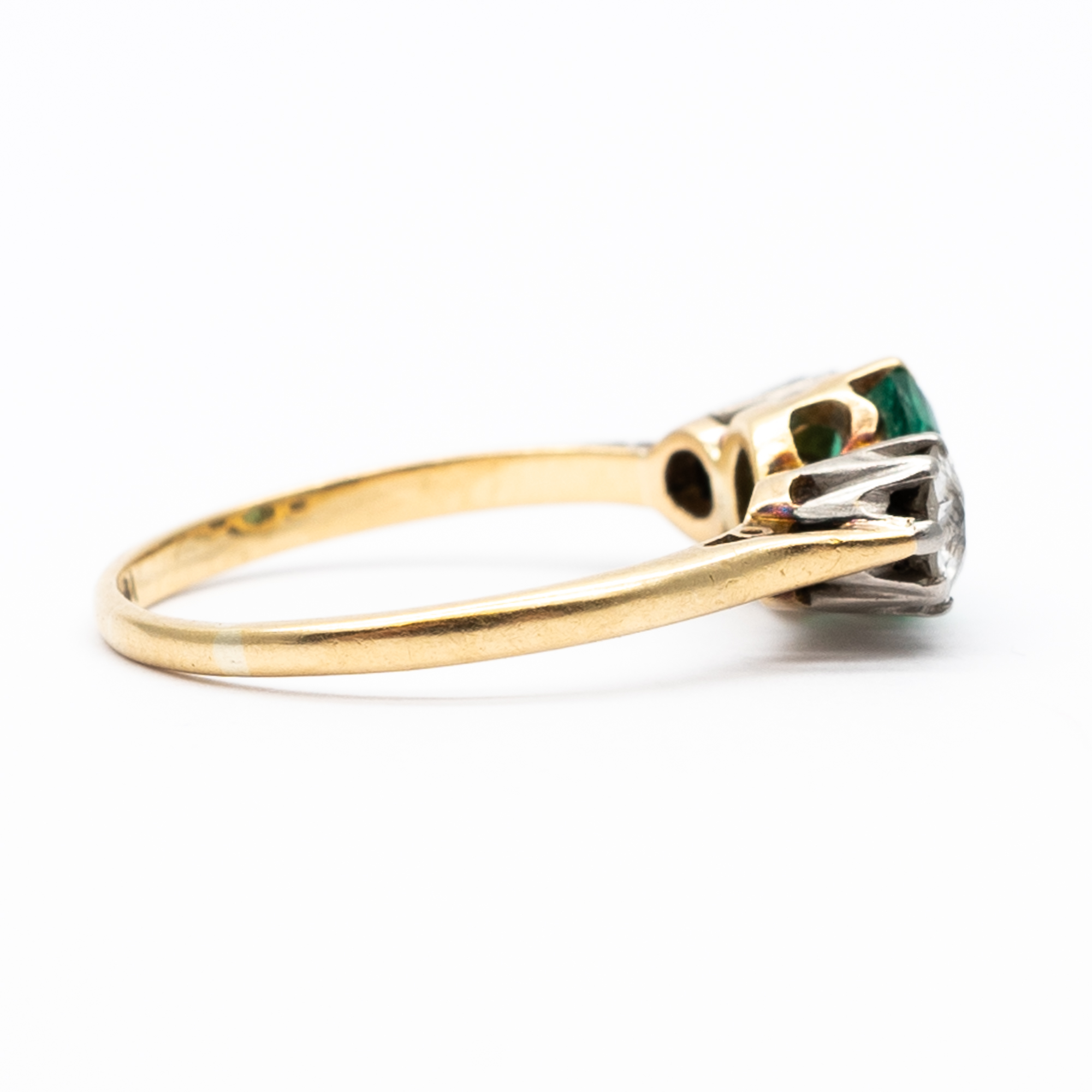 An 18ct yellow gold emerald and diamond ring - Image 2 of 6