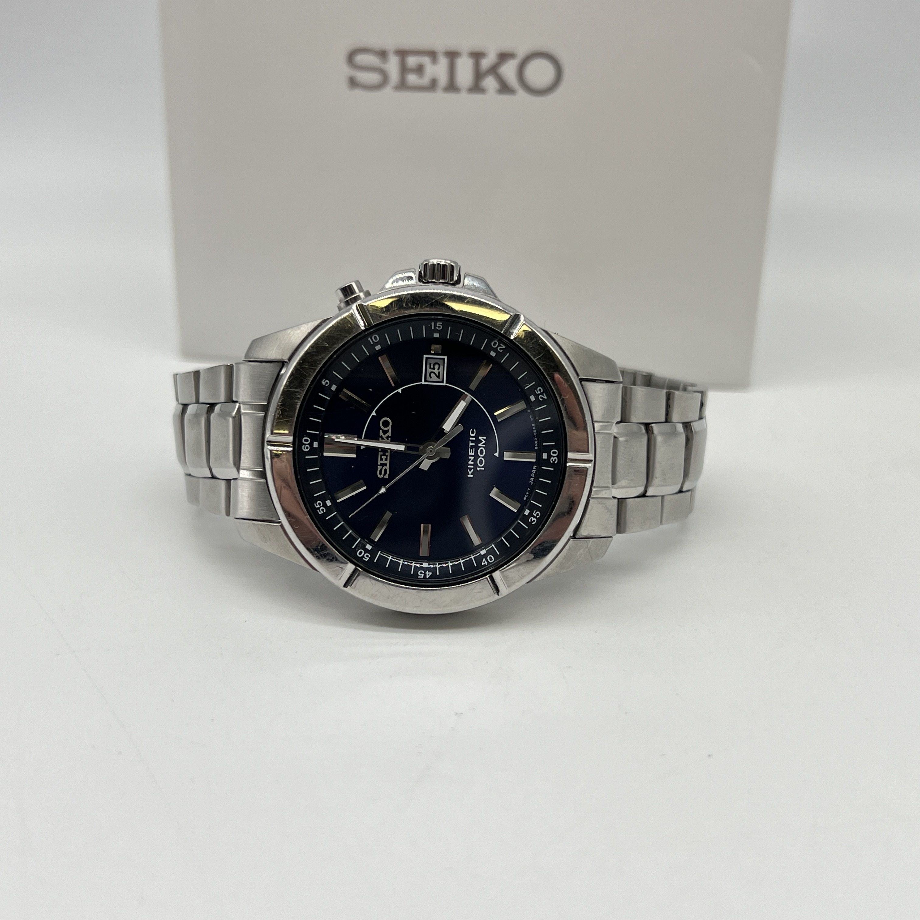 A Seiko watch - Image 4 of 7