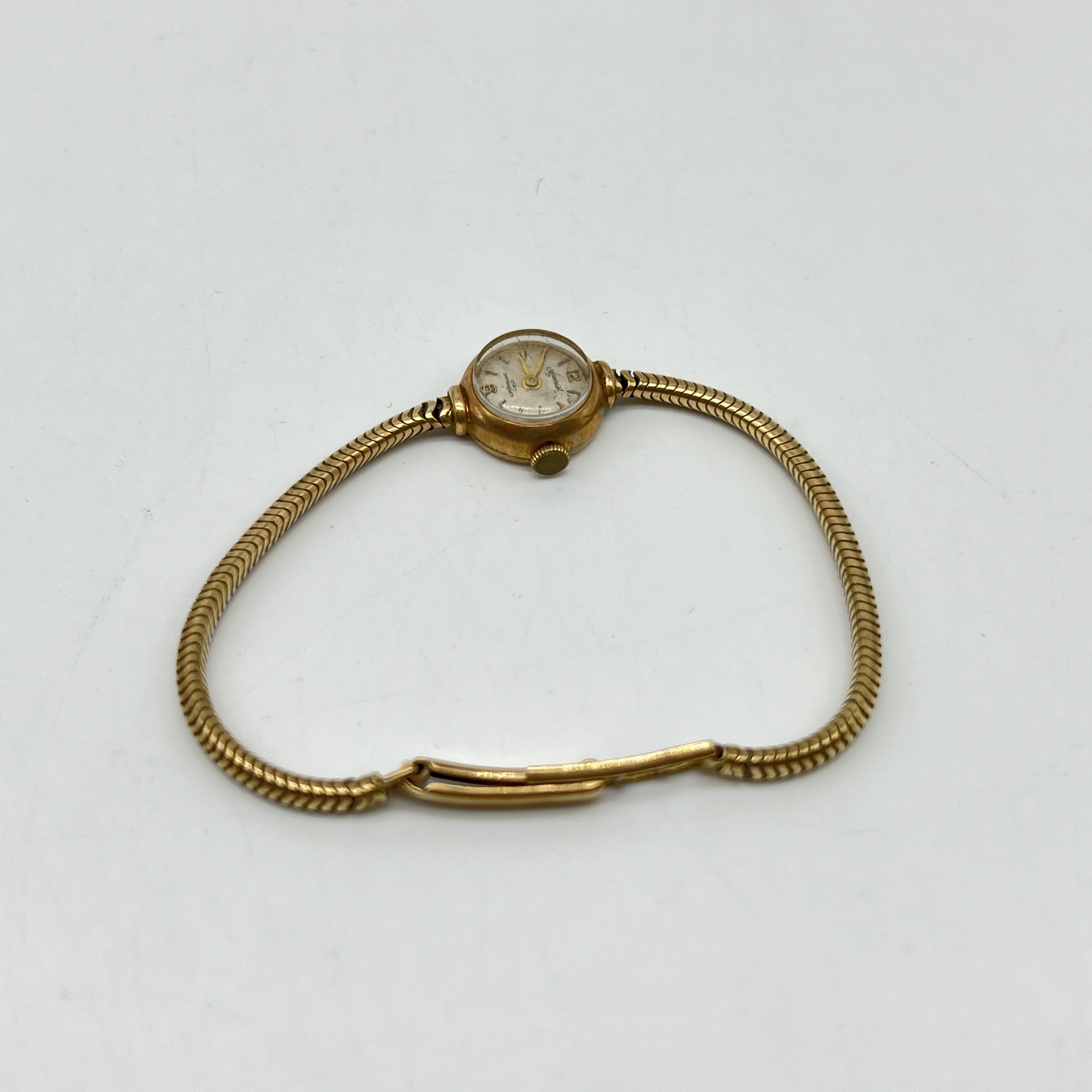 A 9ct yellow gold vintage Accurist watch - Image 3 of 7