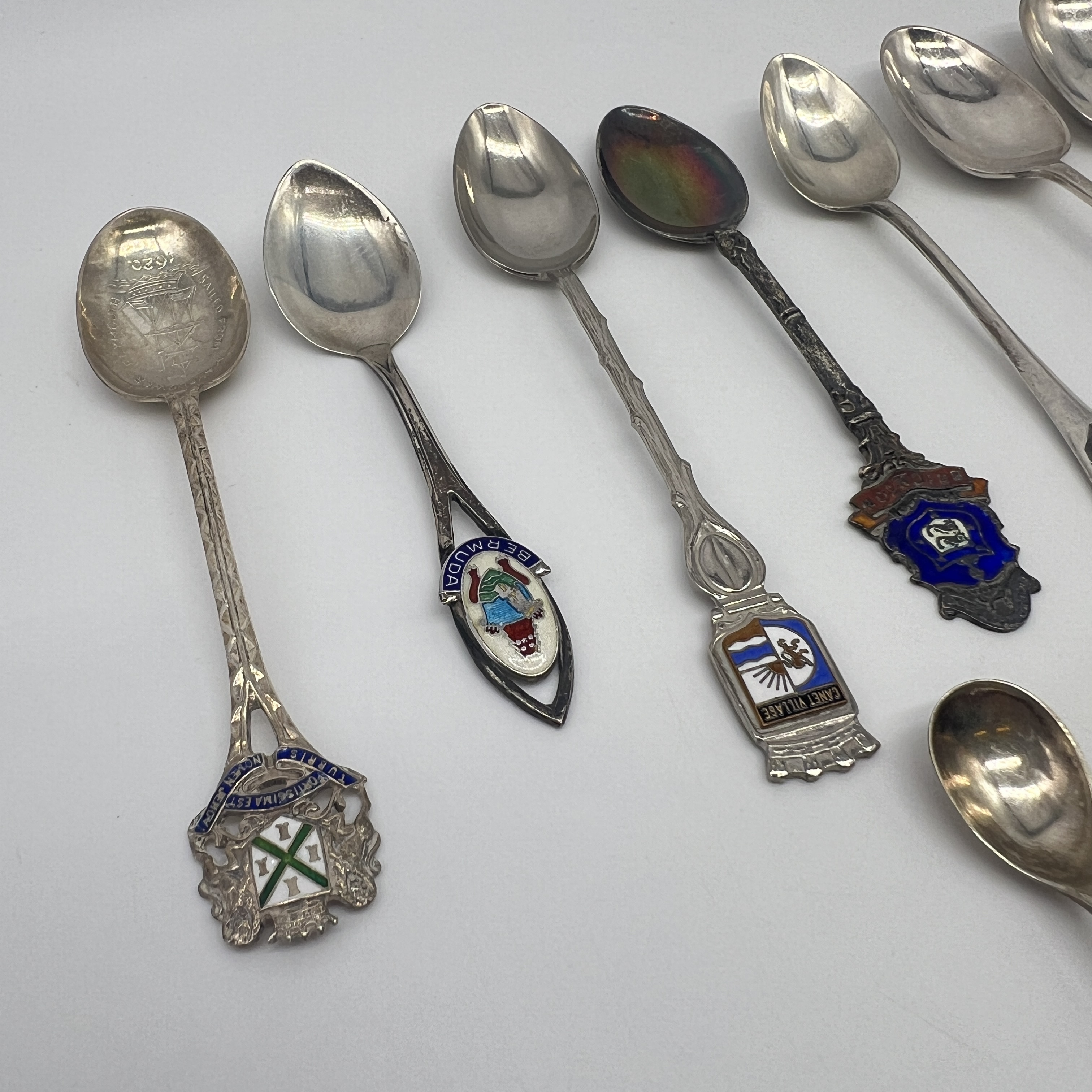 A mixed lot of teaspoons - Image 2 of 5