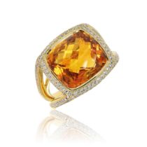 An 18ct yellow gold diamonds cushion shaped citrine ring